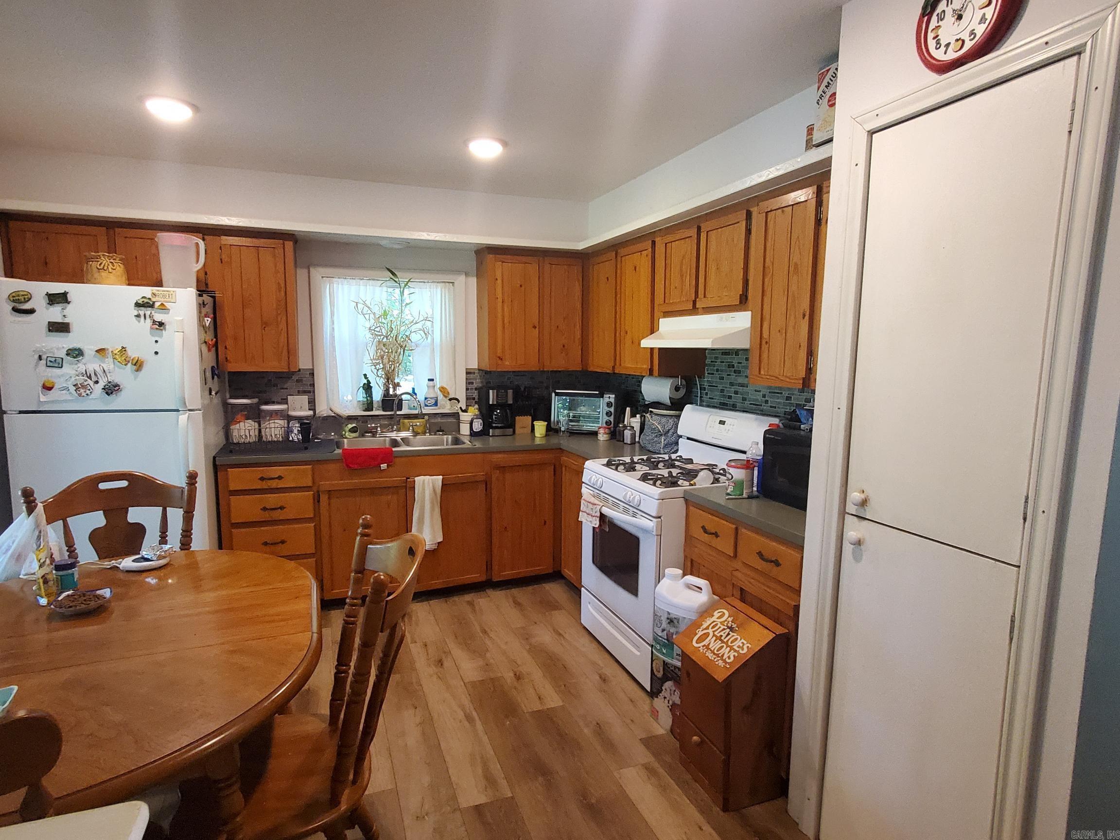 448 S Polk Road 41  Mena, AR