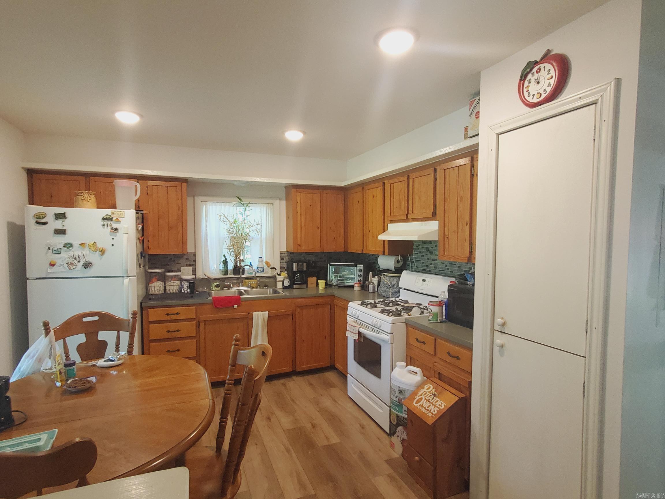 448 S Polk Road 41  Mena, AR