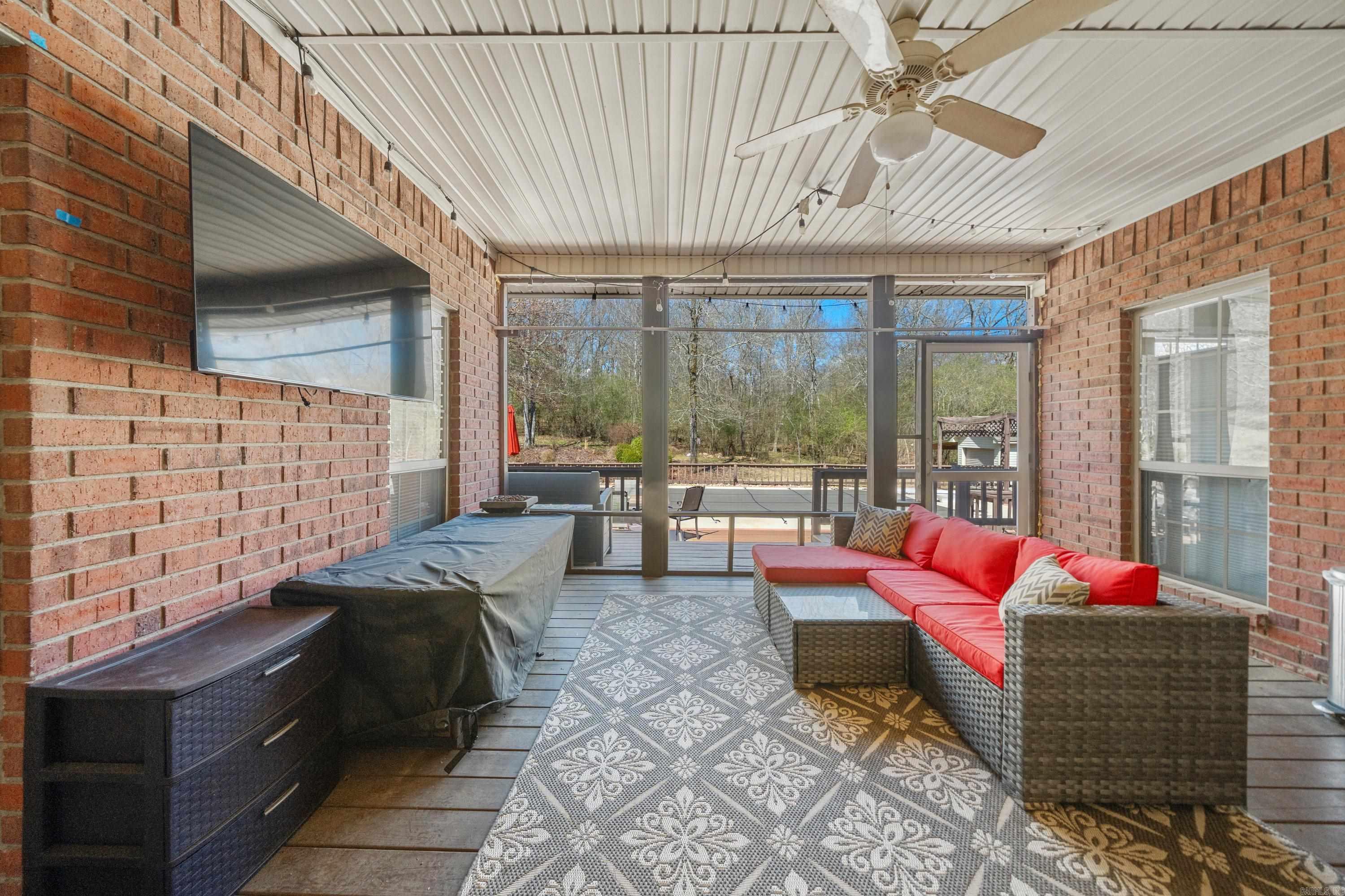126  Bay Ridge  Hot Springs, AR