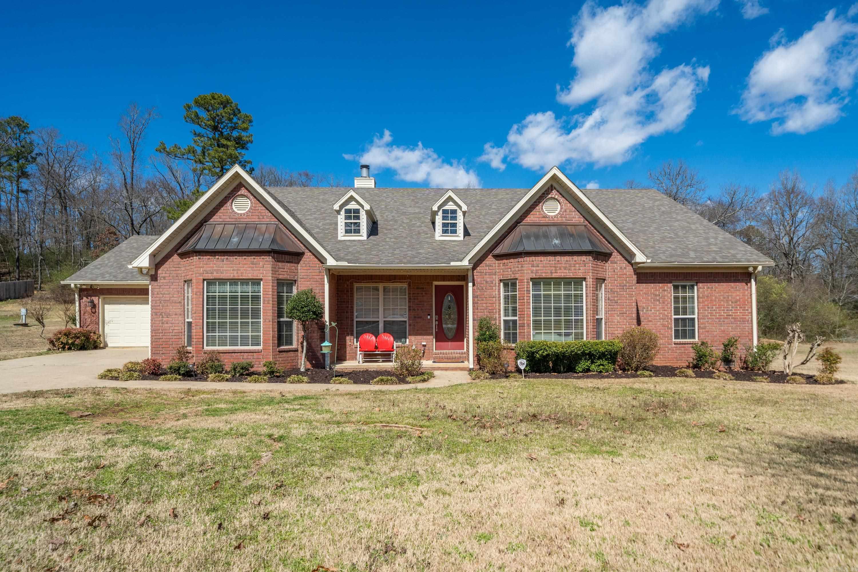 126  Bay Ridge  Hot Springs, AR