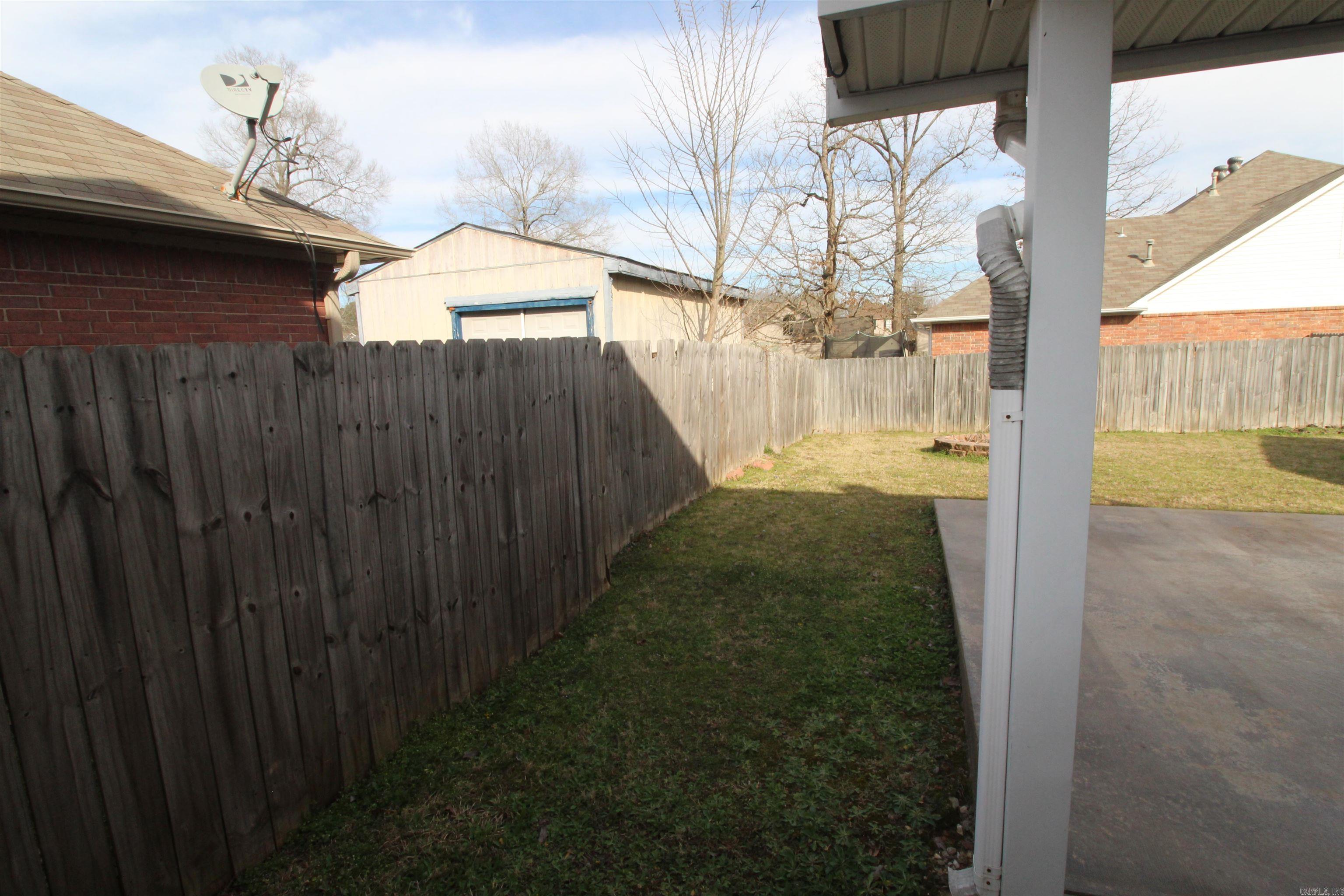 1715  Pleasant Pointe  Bryant, AR