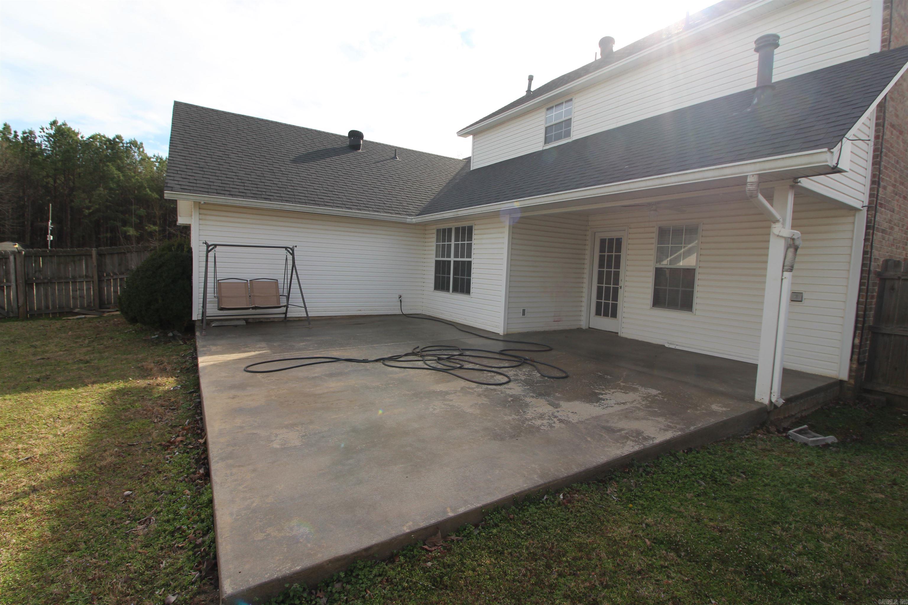 1715  Pleasant Pointe  Bryant, AR