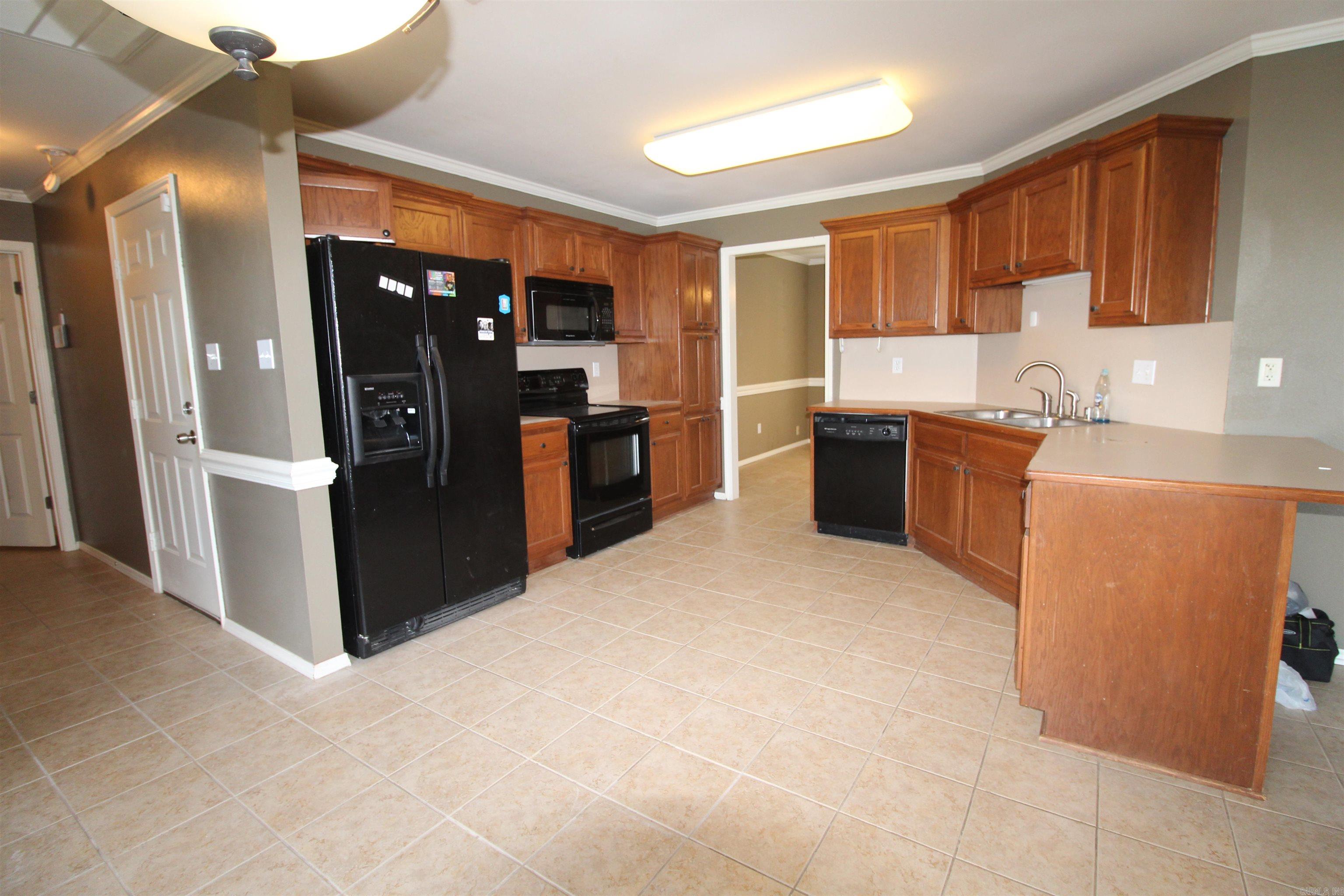 1715  Pleasant Pointe  Bryant, AR