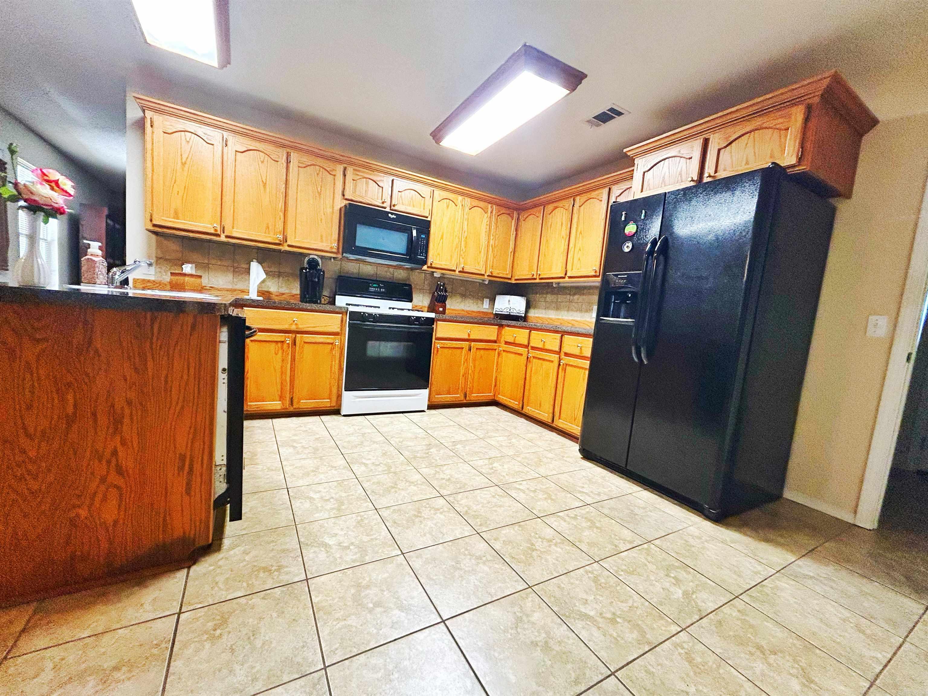 212  Cherokee Ln  Clarksville, AR