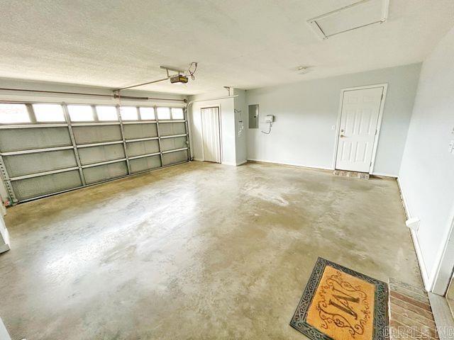 212  Cherokee Ln  Clarksville, AR
