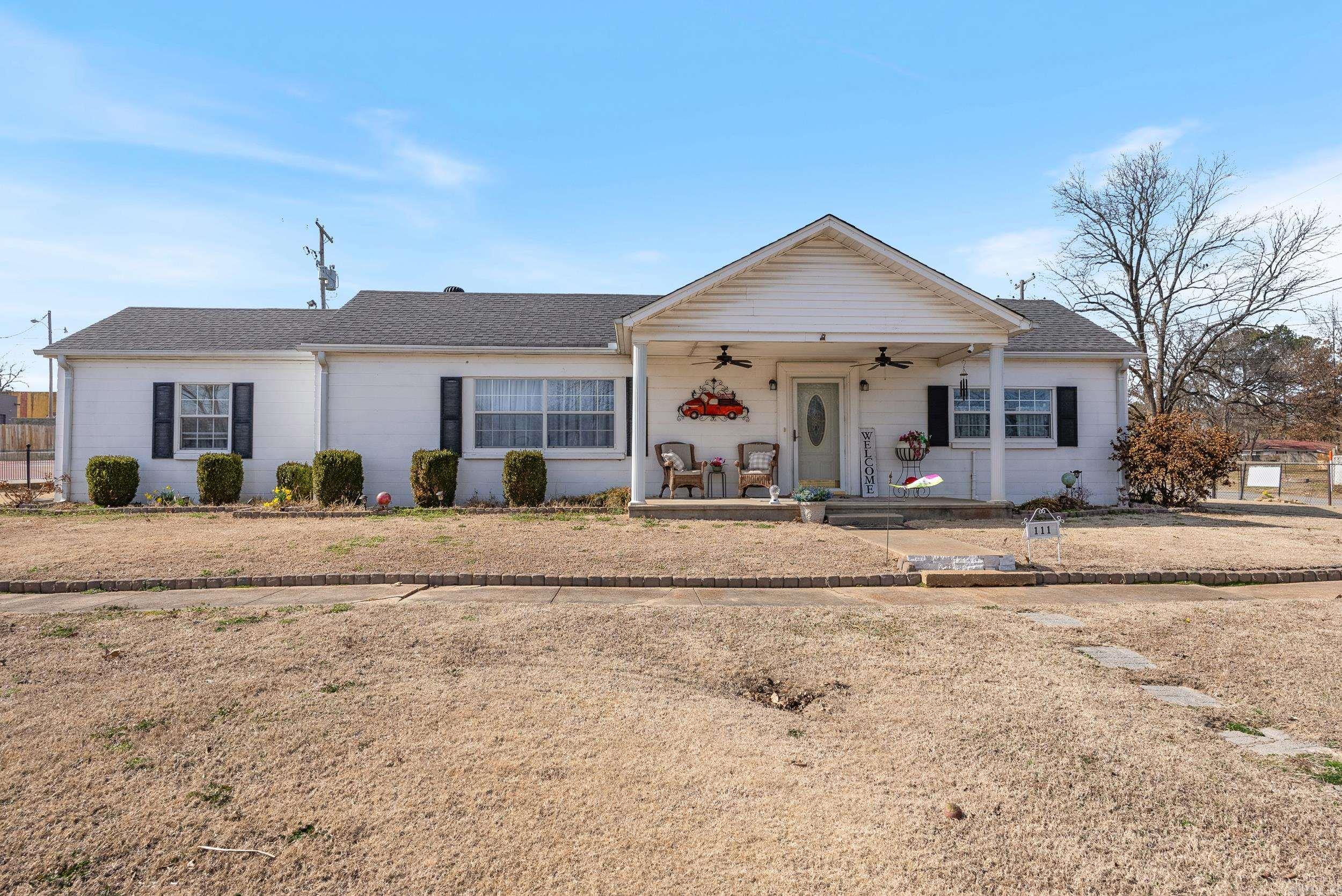 111 NW Front  Bradford, AR