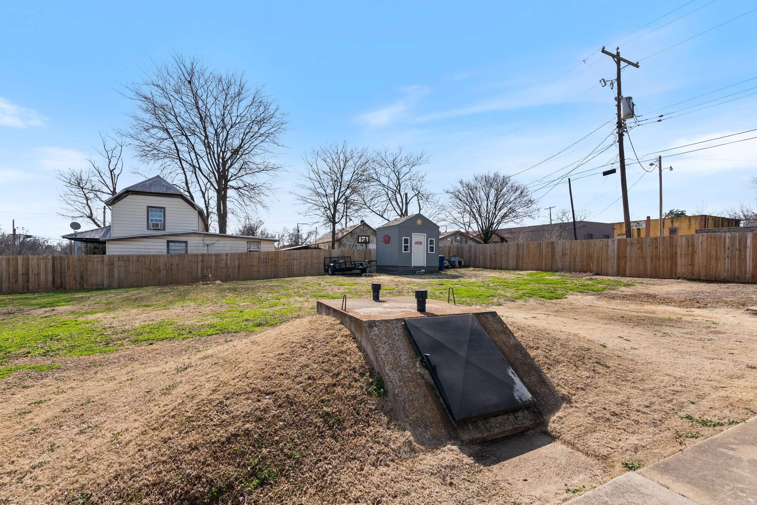 111 NW Front  Bradford, AR