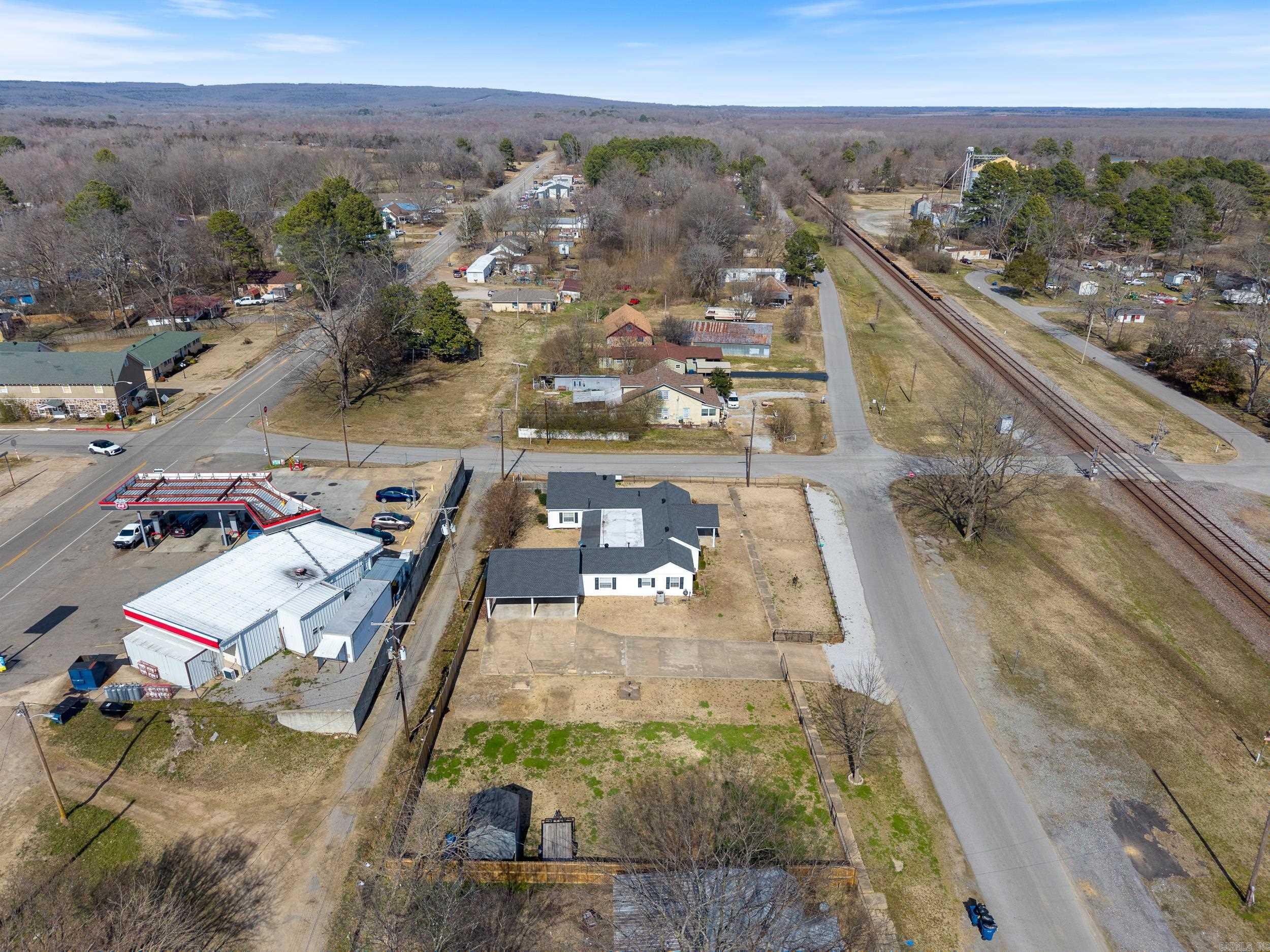 111 NW Front  Bradford, AR