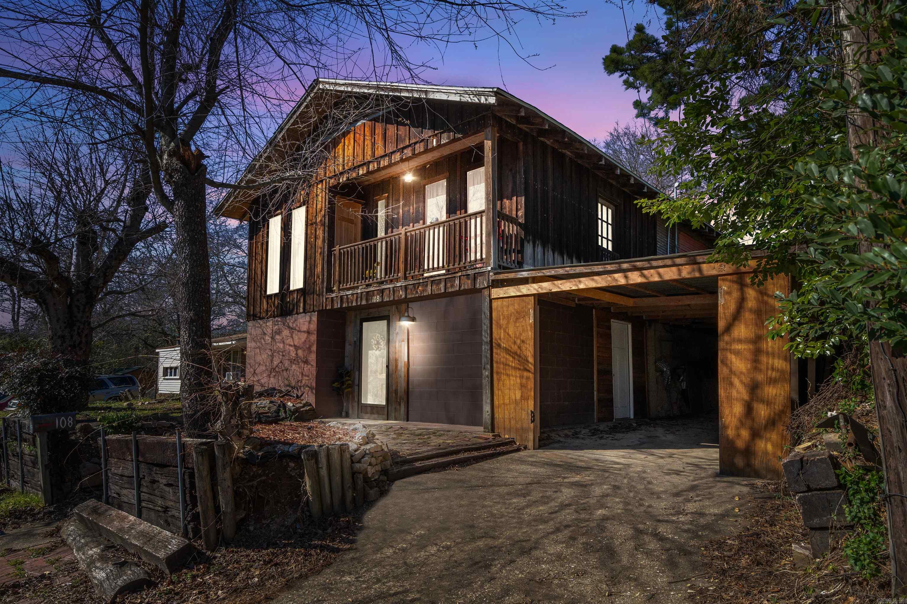 108  Helen  Hot Springs, AR