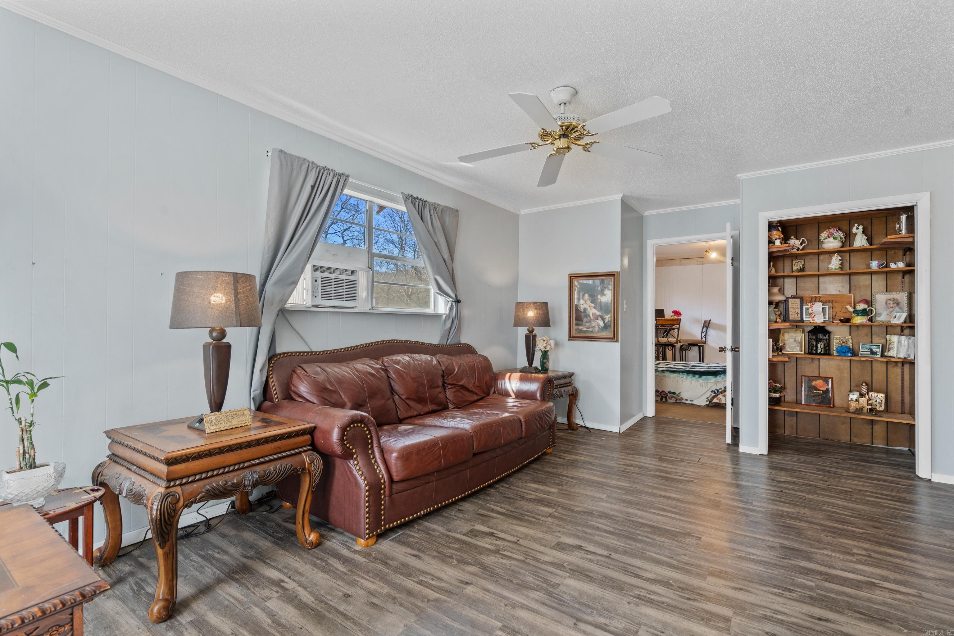 108  Helen  Hot Springs, AR