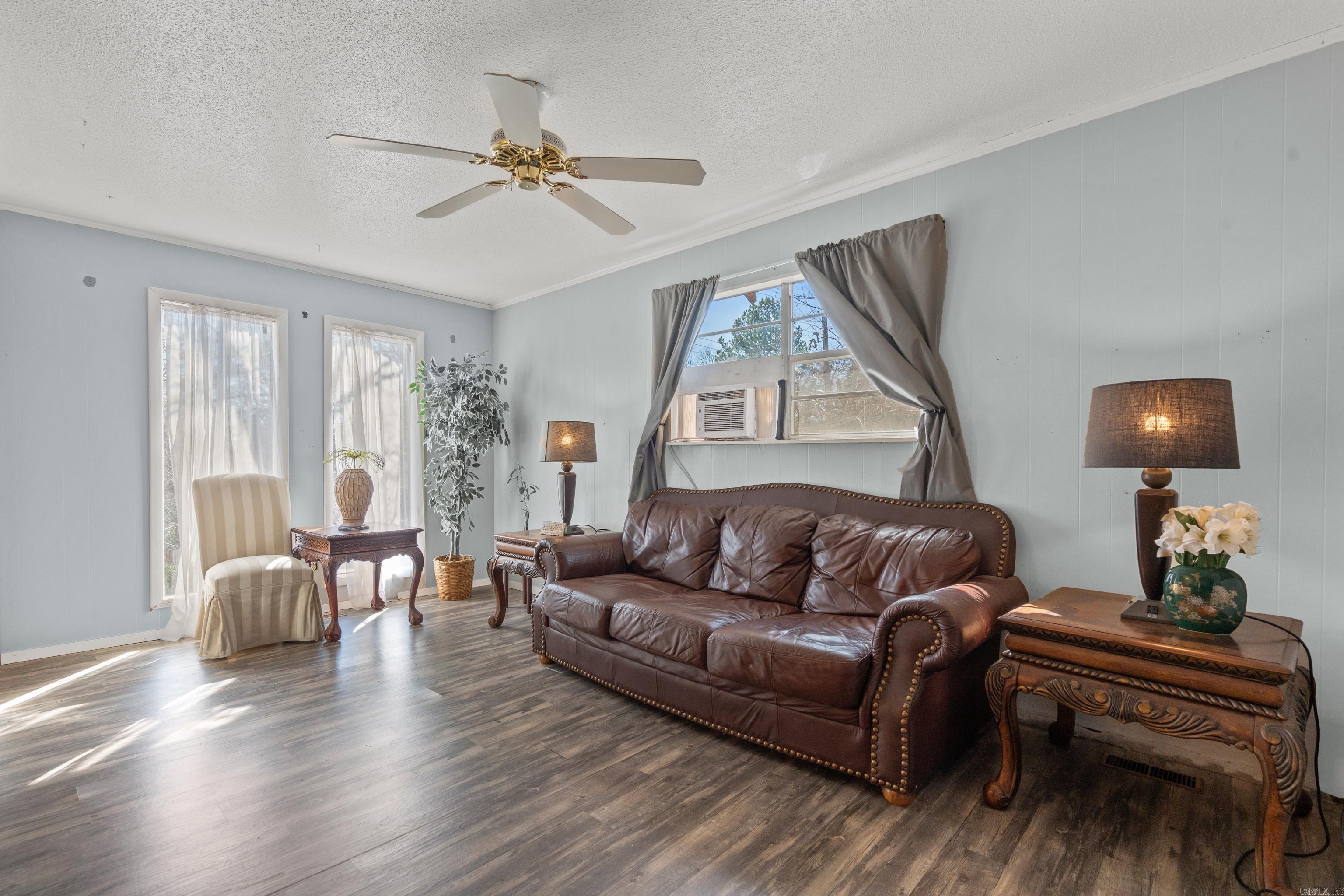 108  Helen  Hot Springs, AR
