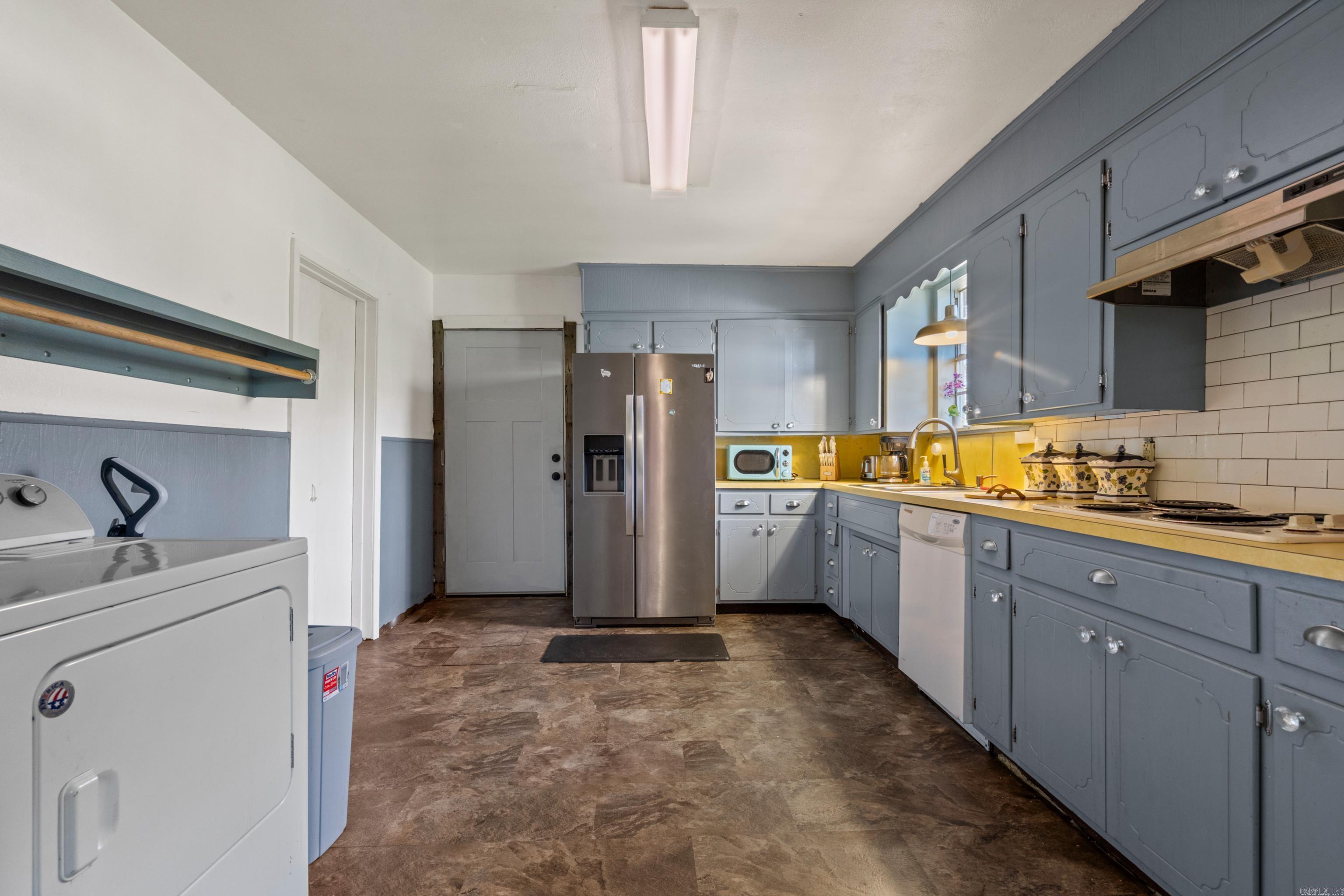 108  Helen  Hot Springs, AR