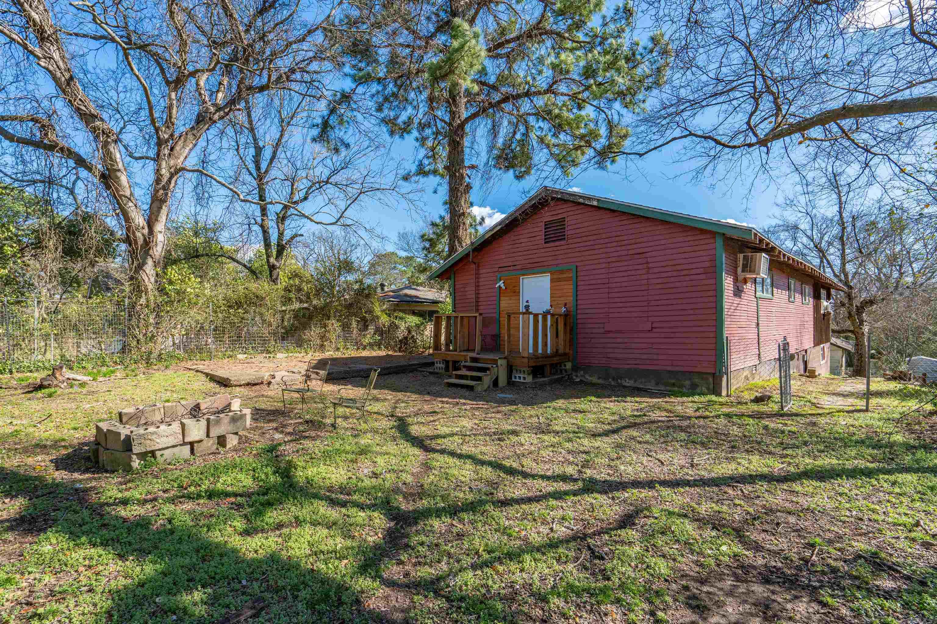 108  Helen  Hot Springs, AR