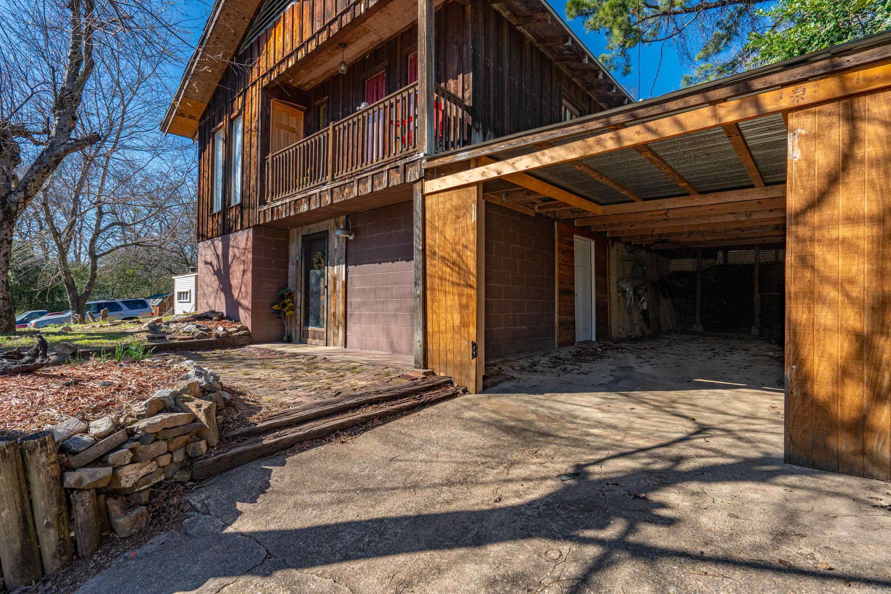 108  Helen  Hot Springs, AR