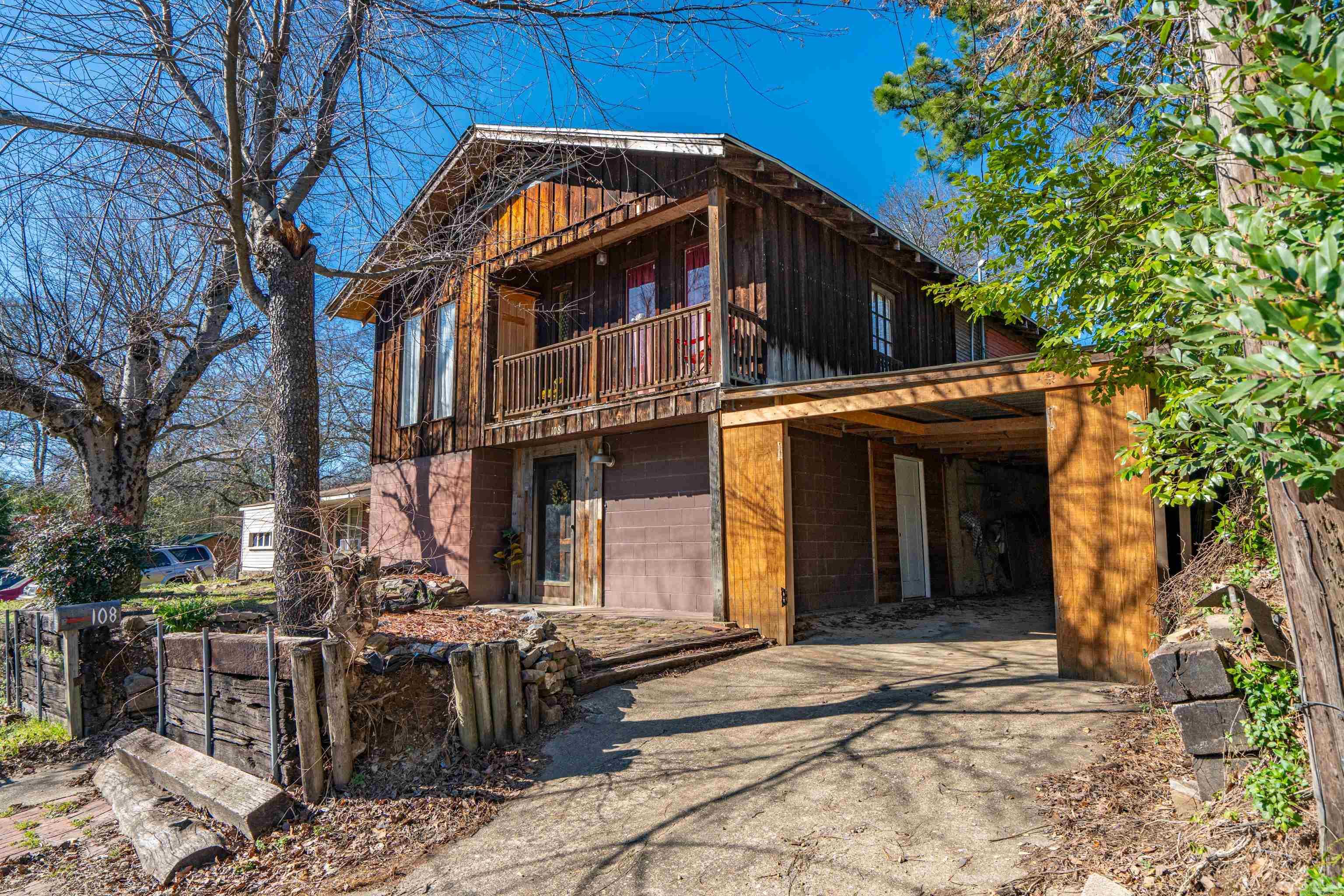 108  Helen  Hot Springs, AR
