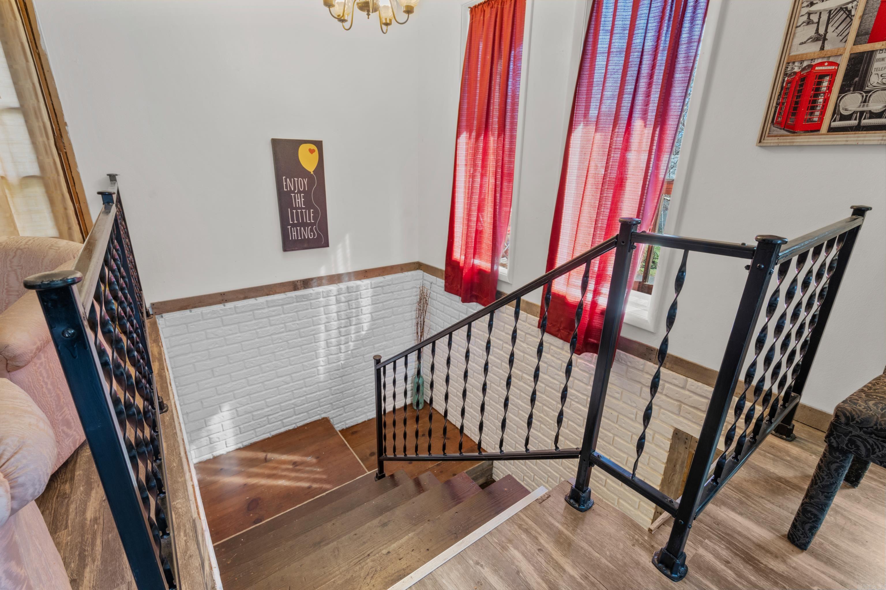 108  Helen  Hot Springs, AR