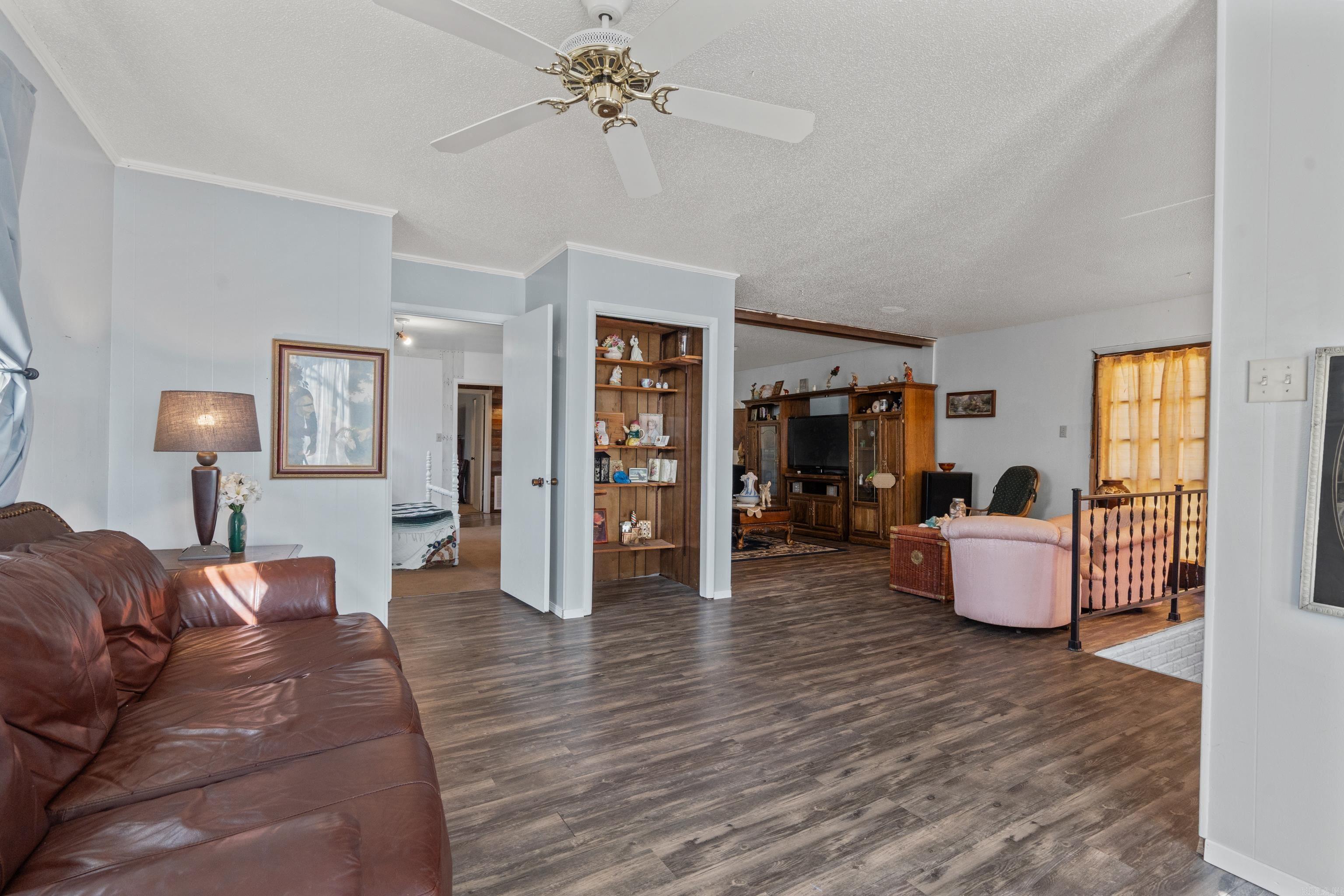 108  Helen  Hot Springs, AR