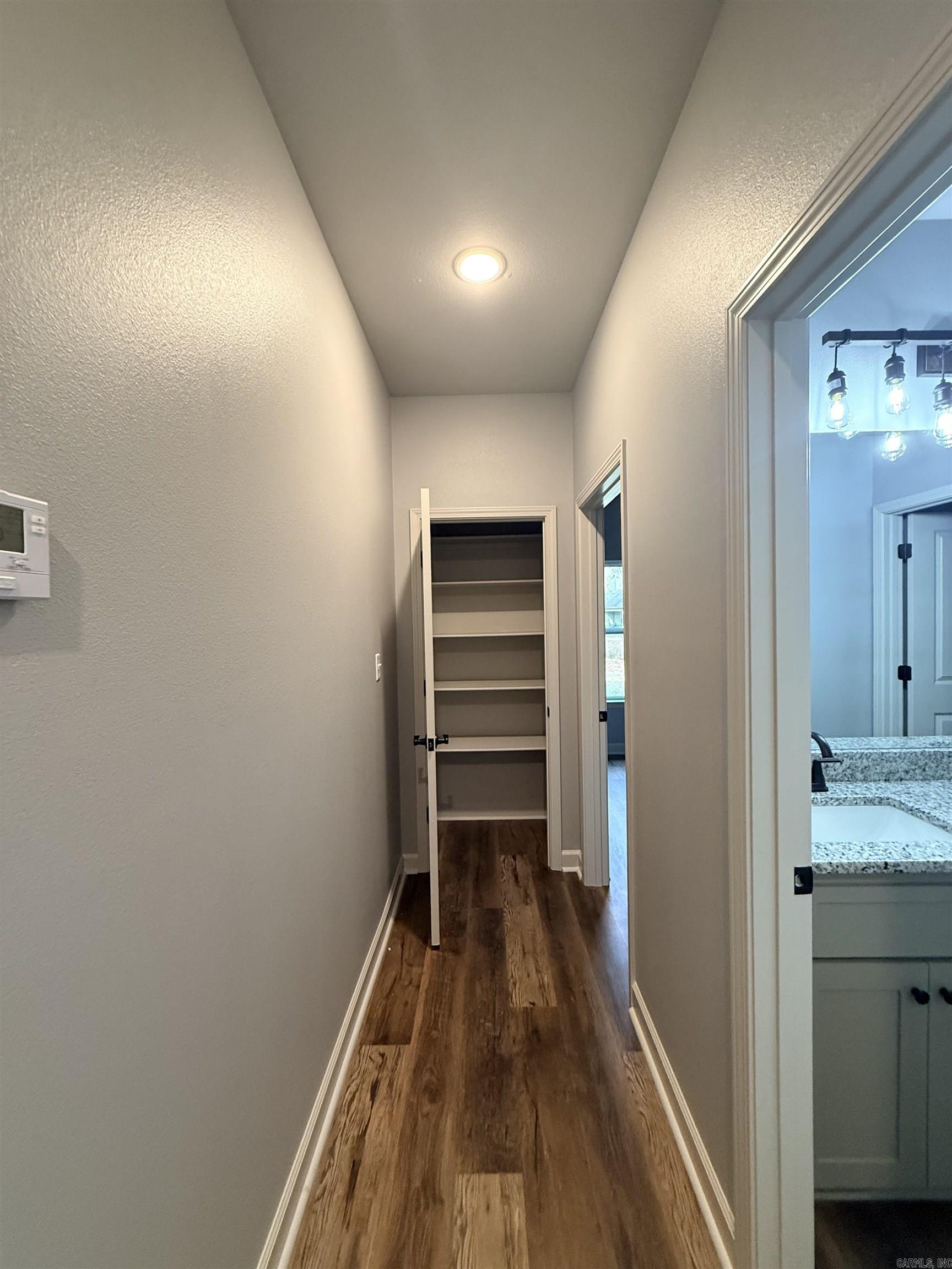 21364 Ashland  Hensley, AR