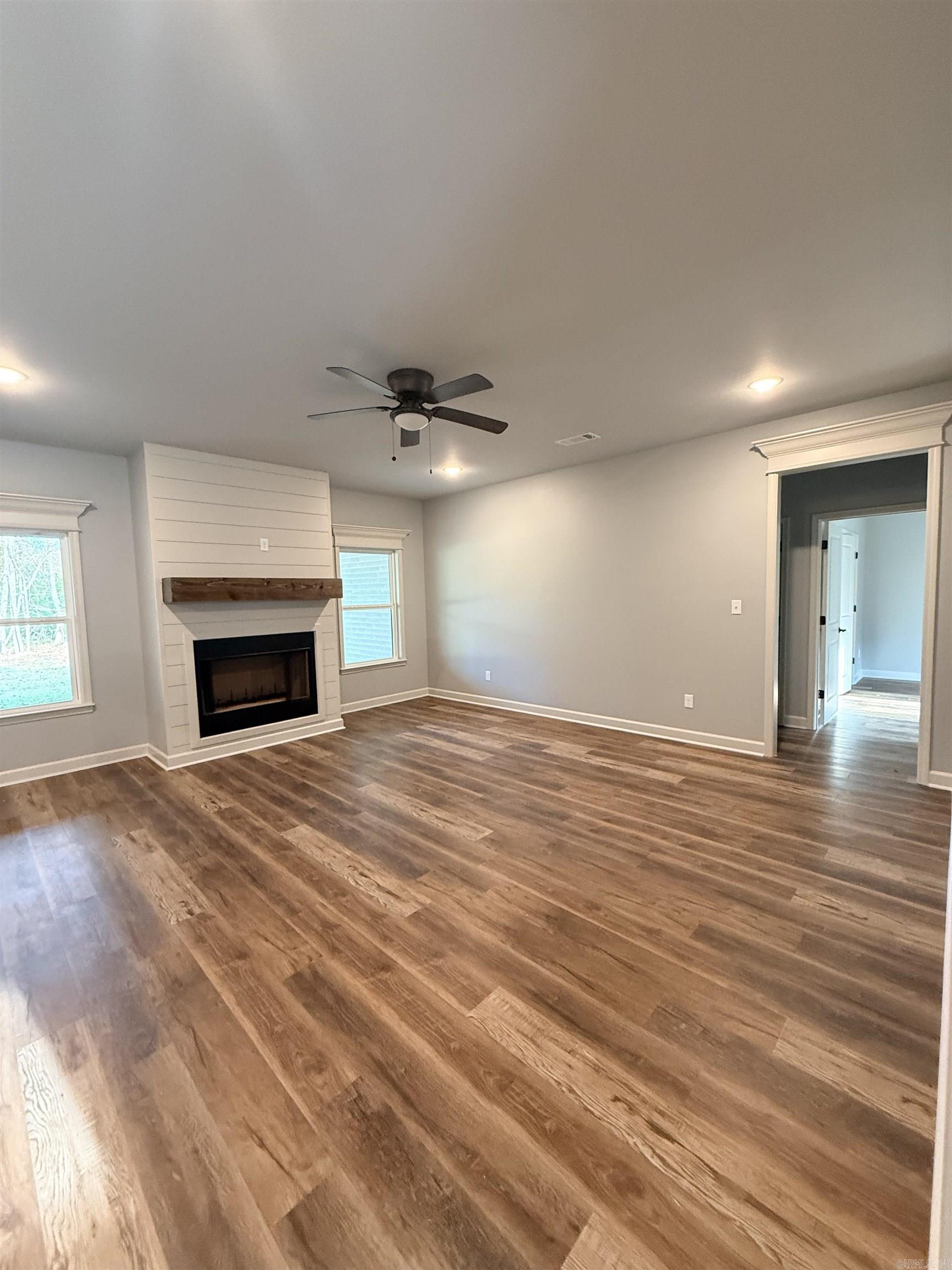 21364 Ashland  Hensley, AR