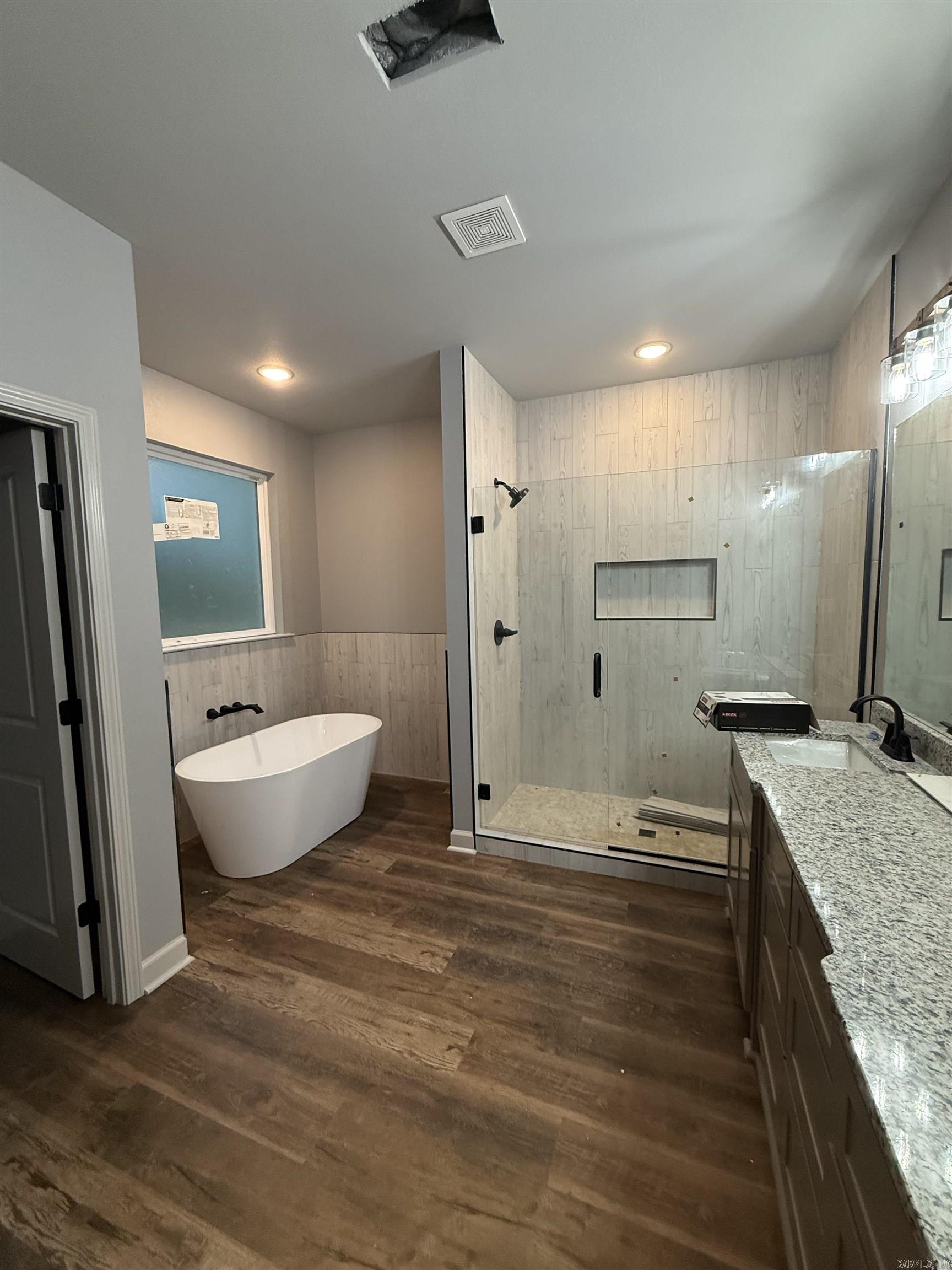 21364 Ashland  Hensley, AR