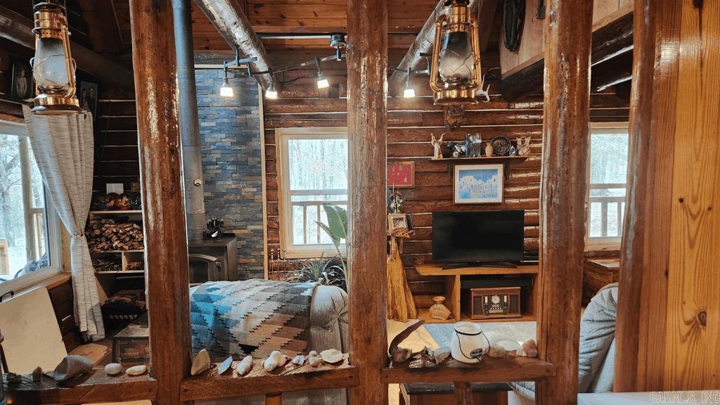 1775  Polk Rd 61  Mena, AR
