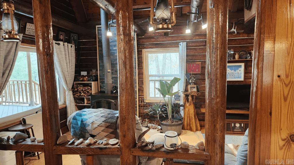 1775  Polk Rd 61  Mena, AR