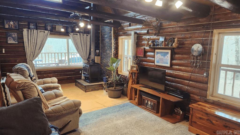 1775  Polk Rd 61  Mena, AR