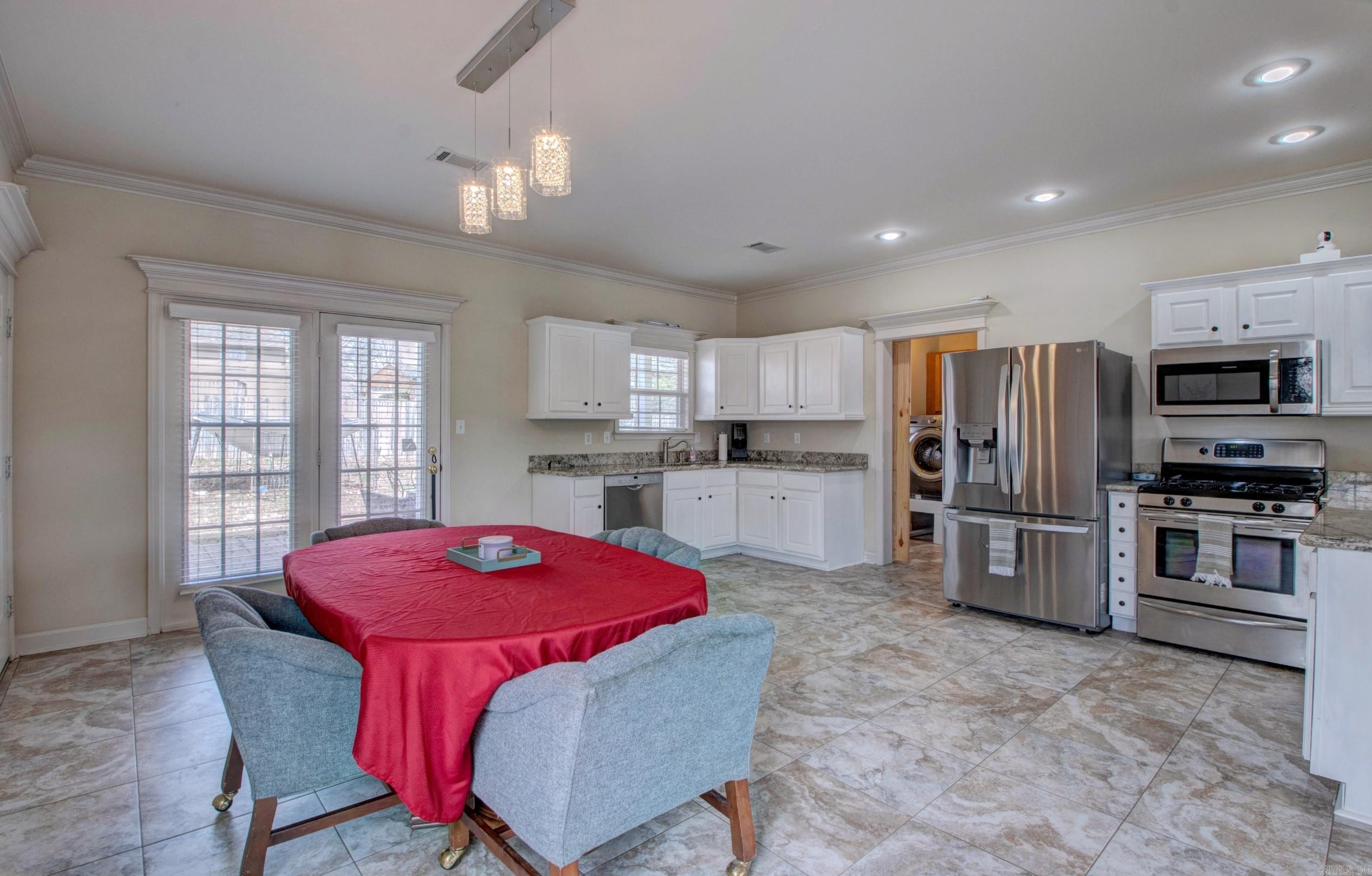 5  Grant Cove  Maumelle, AR