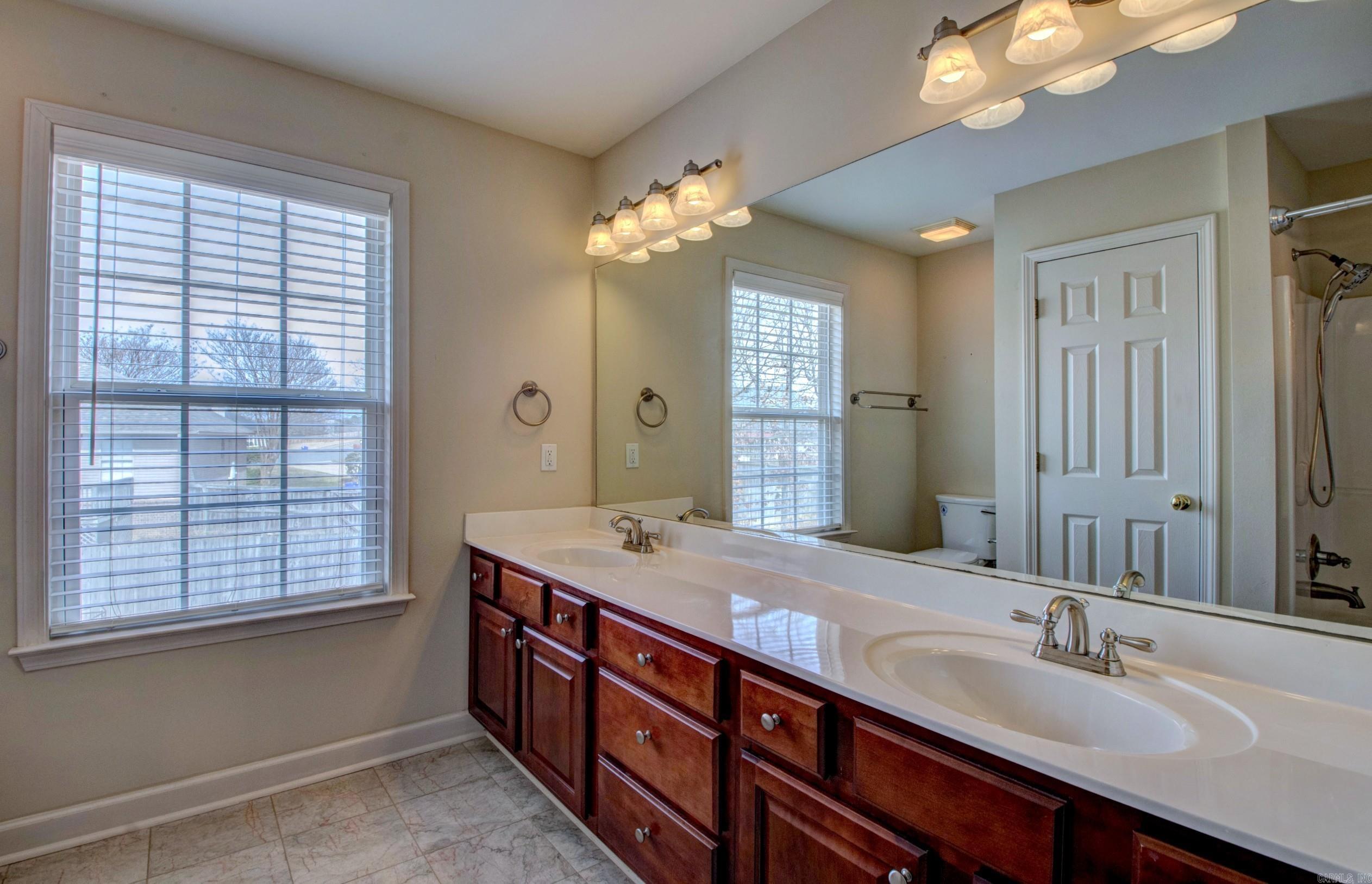5  Grant Cove  Maumelle, AR