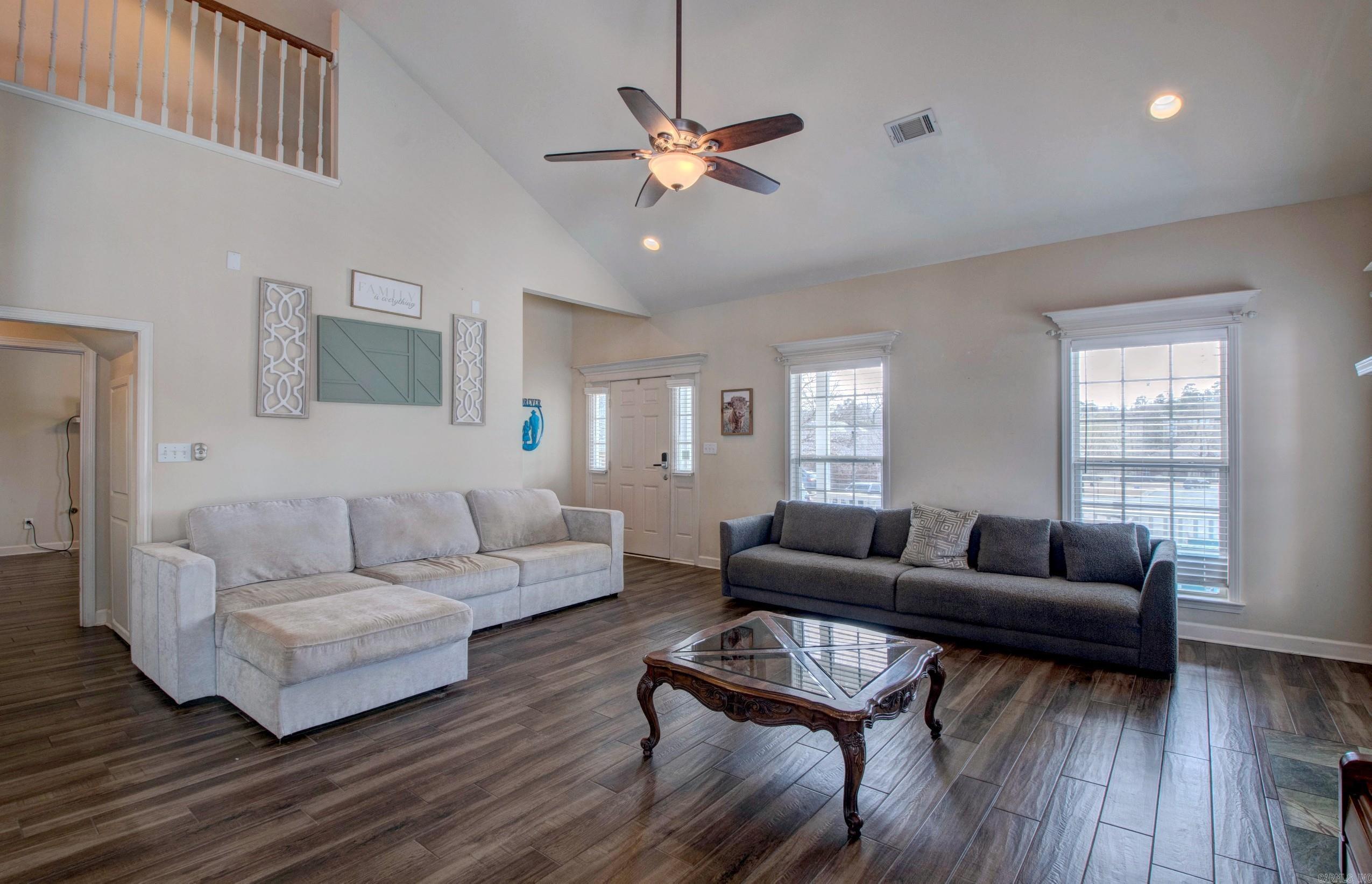 5  Grant Cove  Maumelle, AR