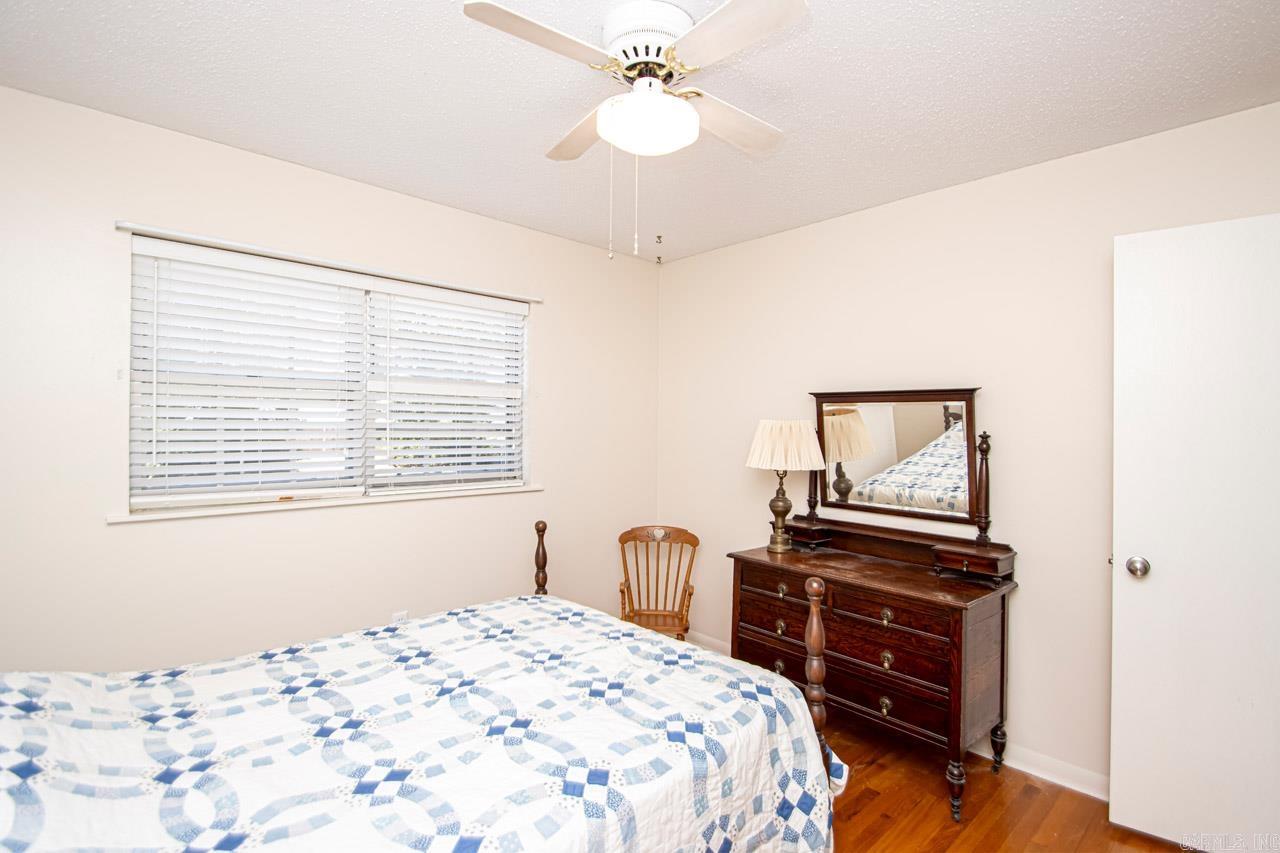 1022  Western  Conway, AR