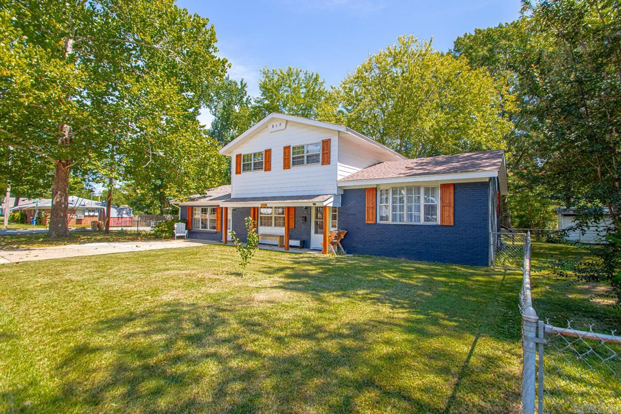 1022  Western  Conway, AR