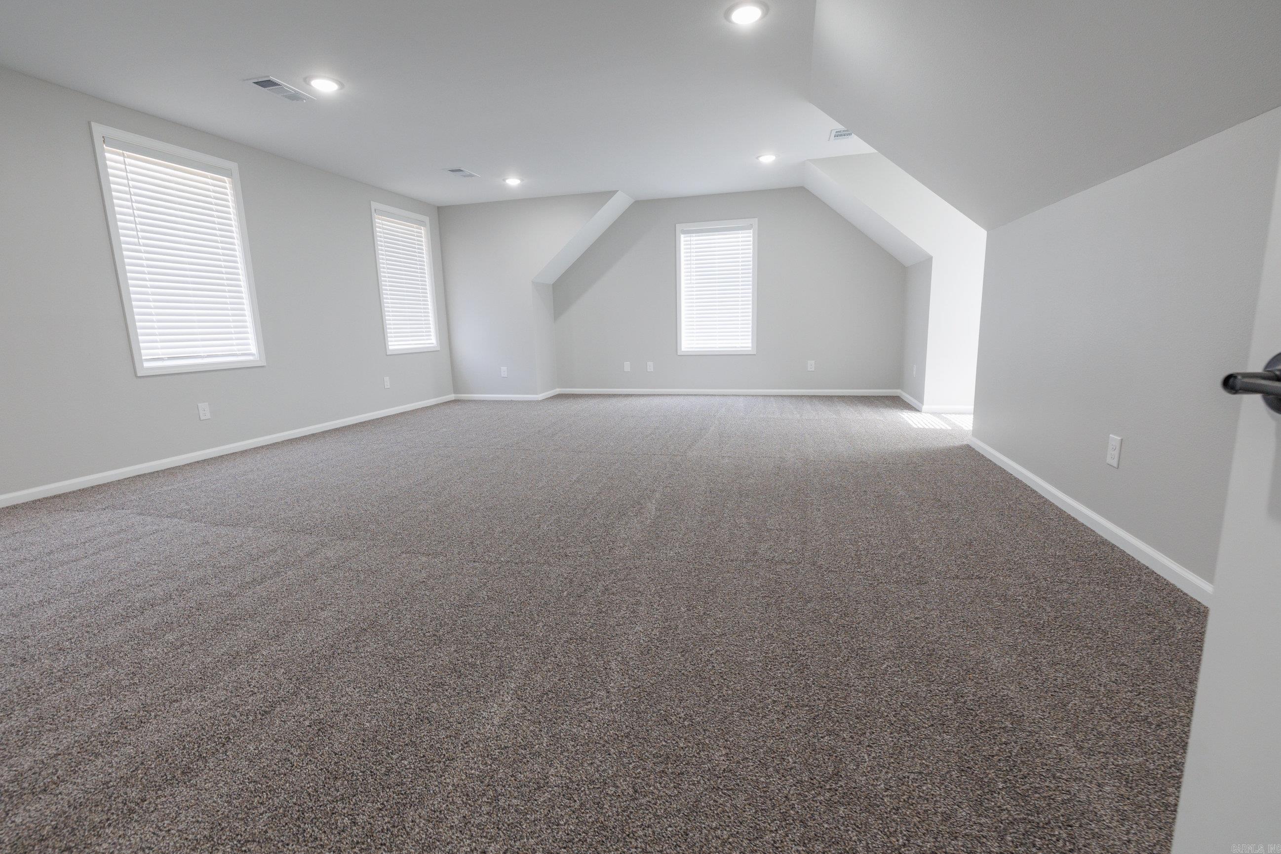 8 Hawks Point Edgemont, AR 72044