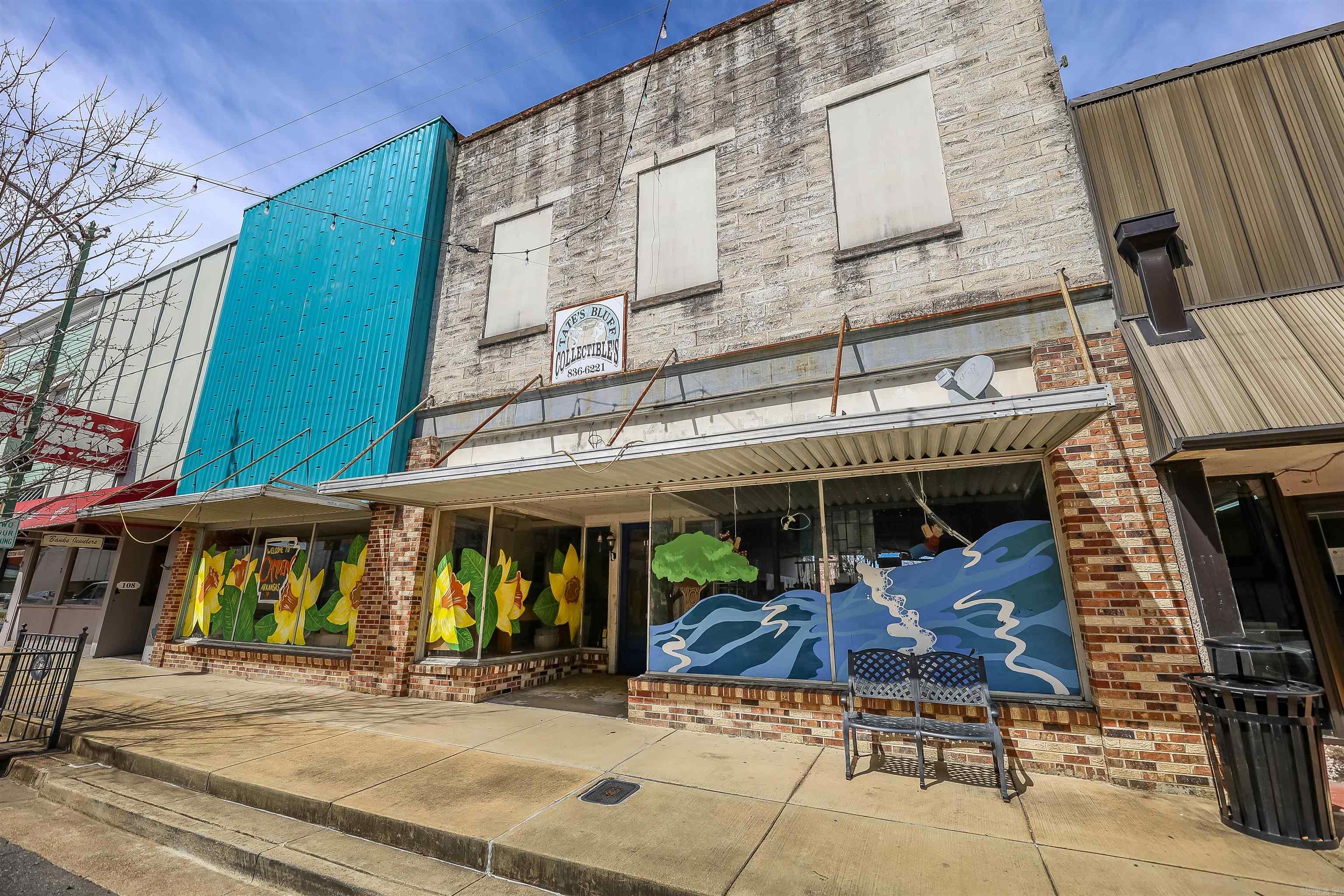 112 E Washington  Camden, AR