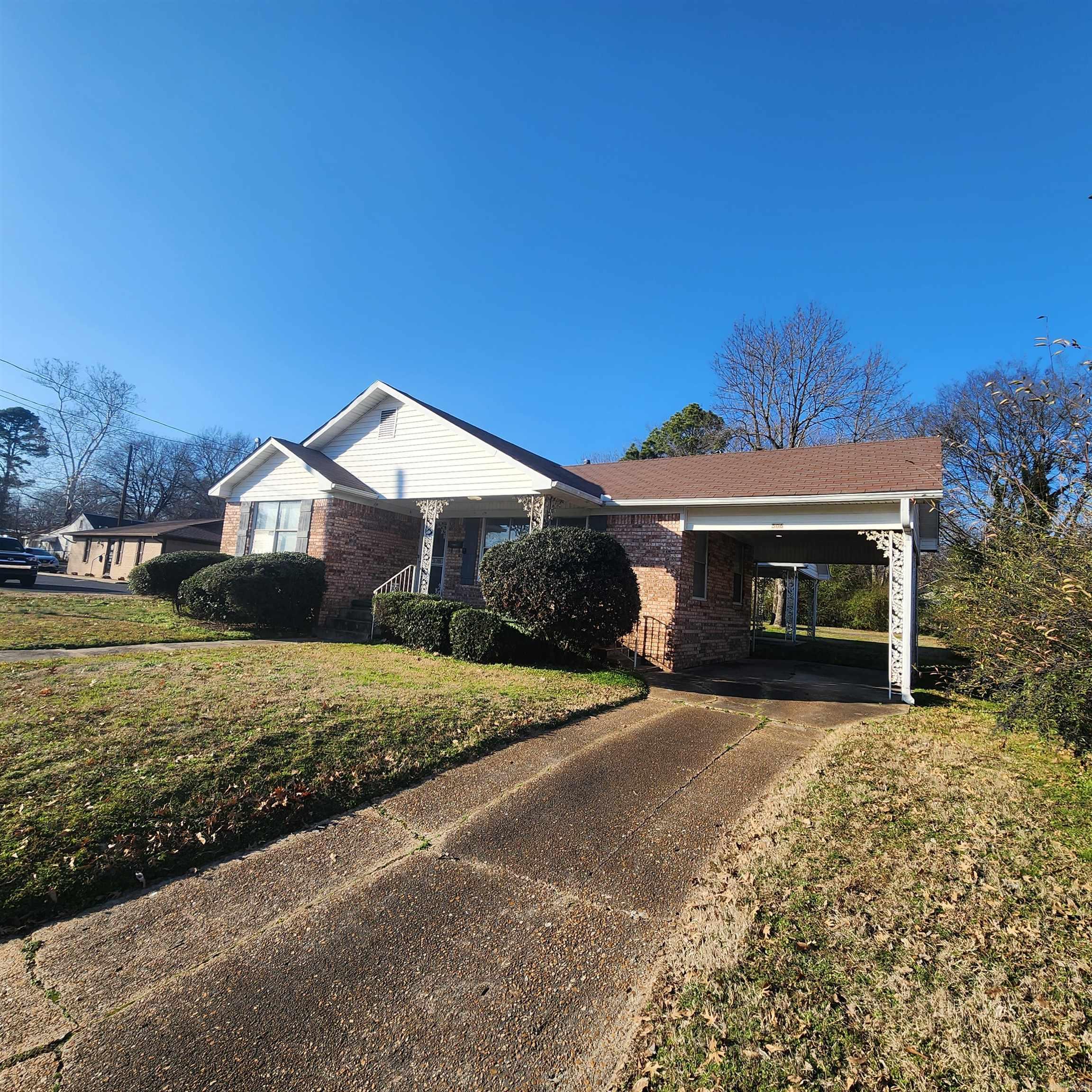 506 W Pleasure  Searcy, AR