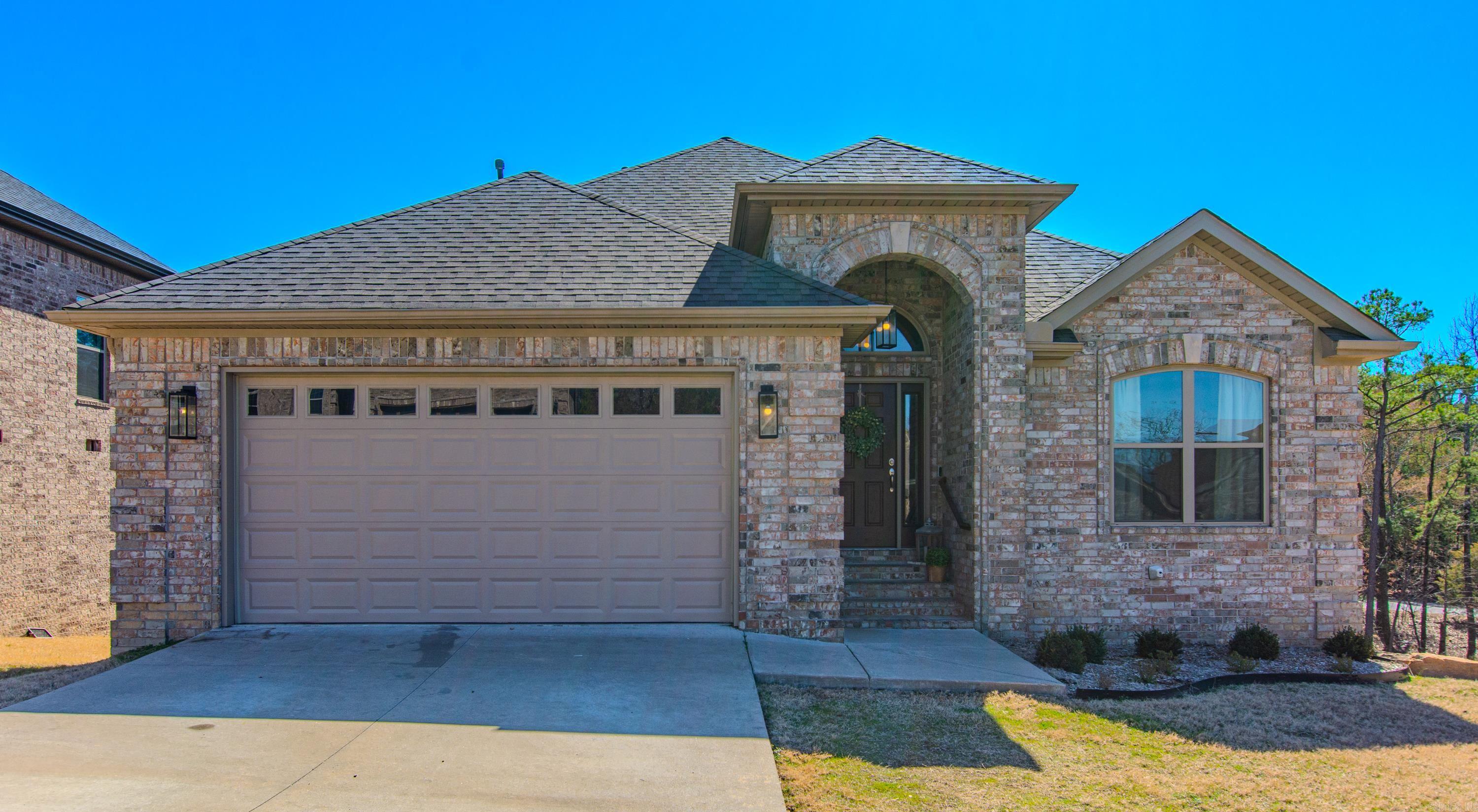 14  Majestic  Maumelle, AR