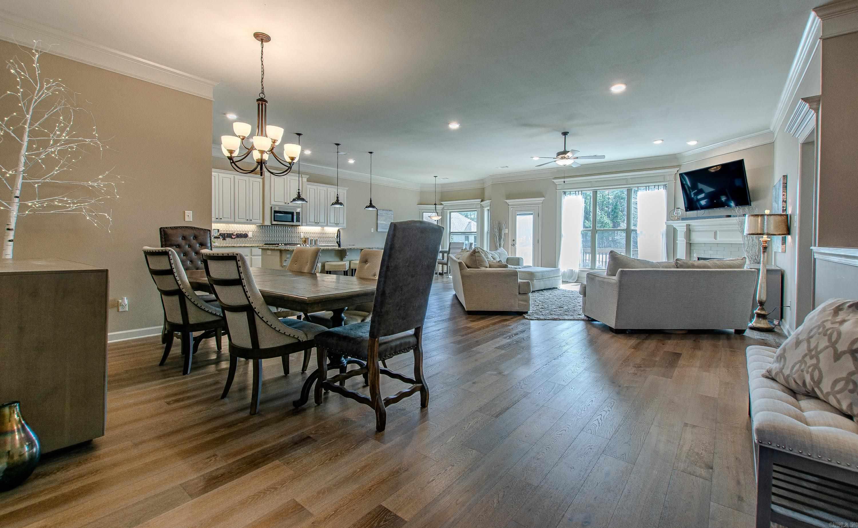 14  Majestic  Maumelle, AR