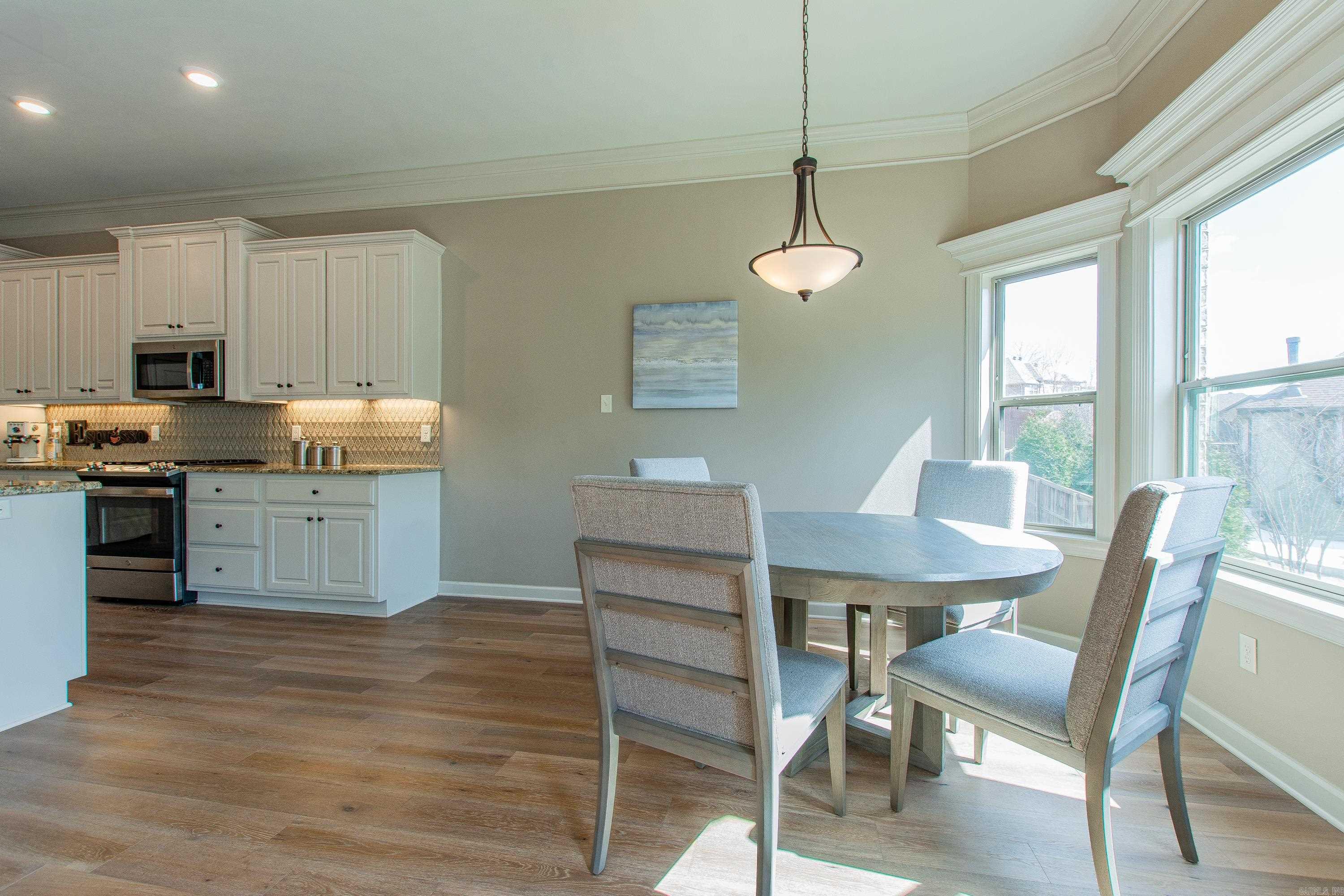 14  Majestic  Maumelle, AR