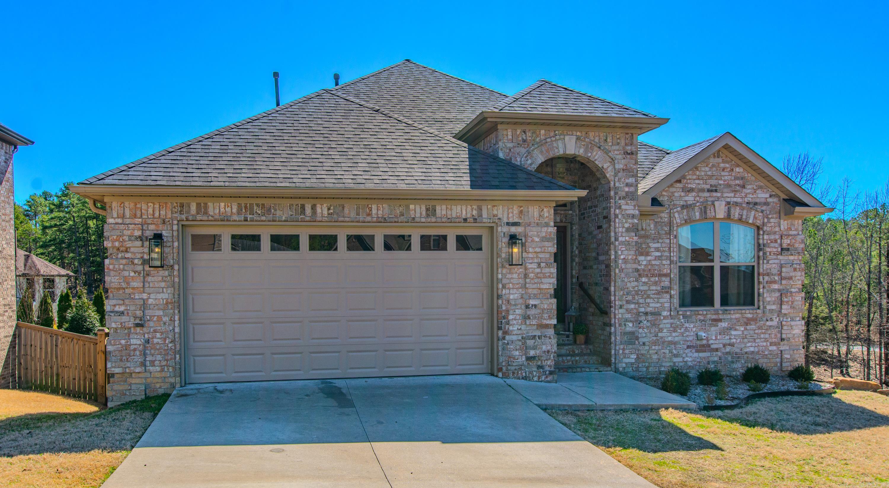 14  Majestic  Maumelle, AR