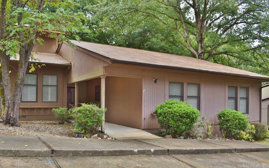 22  Reddina  Hot Springs Village, AR