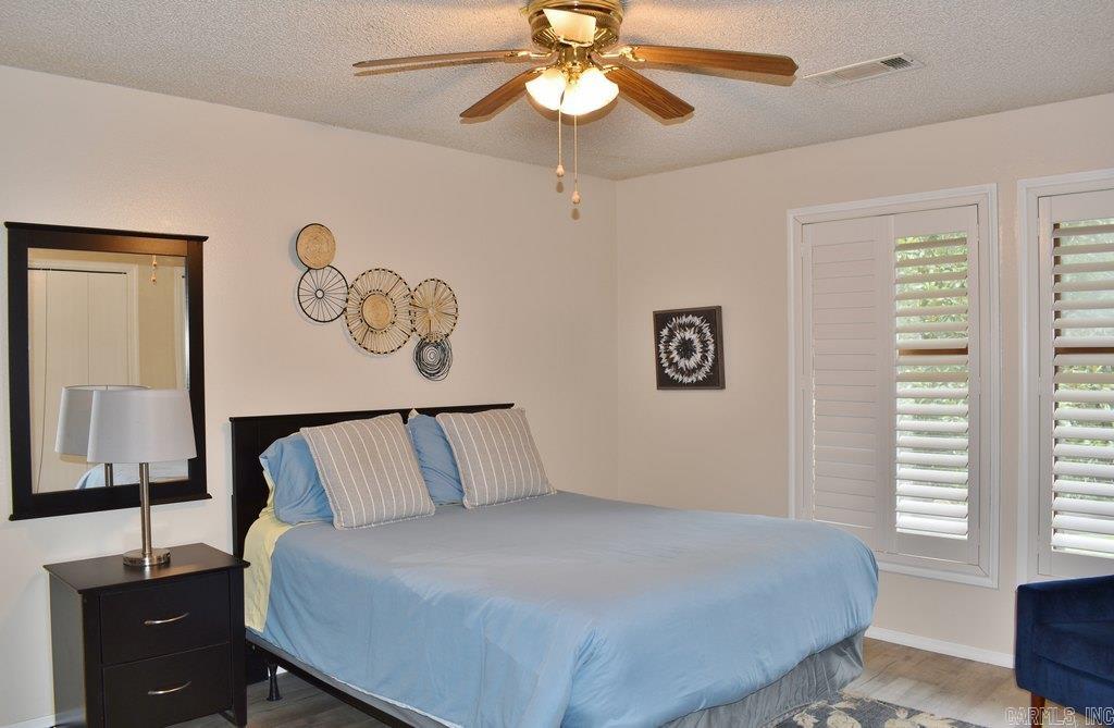 22  Reddina  Hot Springs Village, AR