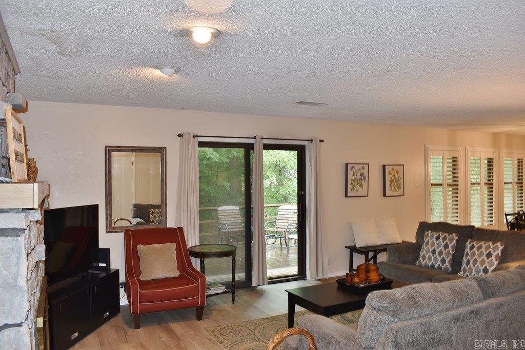 22  Reddina  Hot Springs Village, AR
