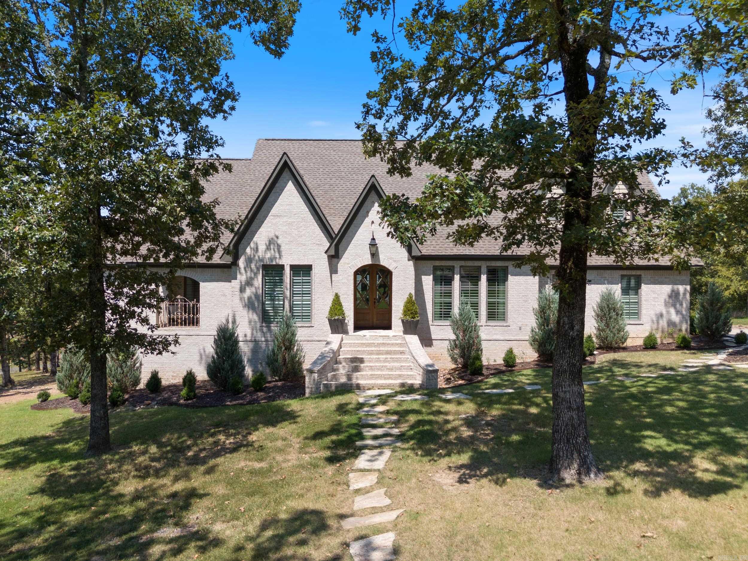 18  Sky Dr  Greenbrier, AR