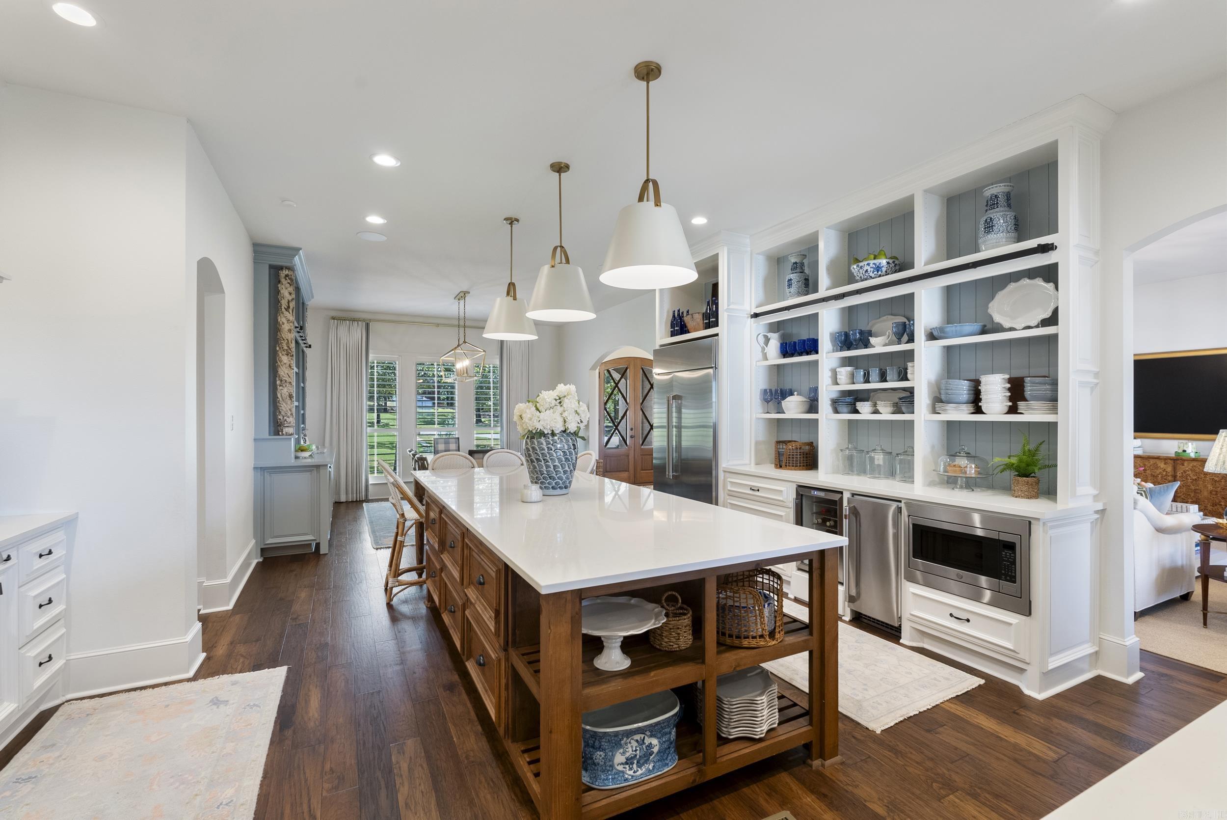 18  Sky Dr  Greenbrier, AR