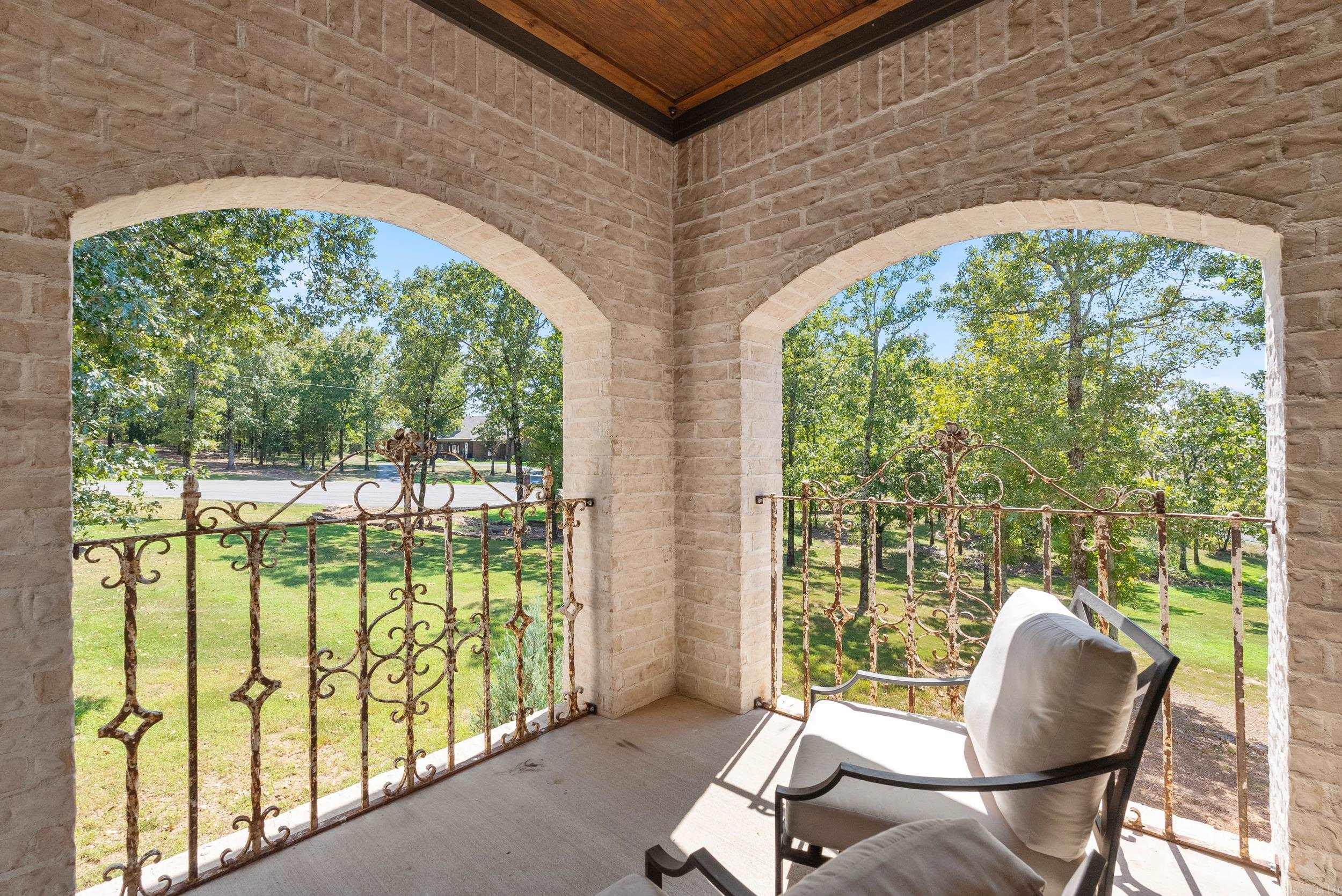 18  Sky Dr  Greenbrier, AR
