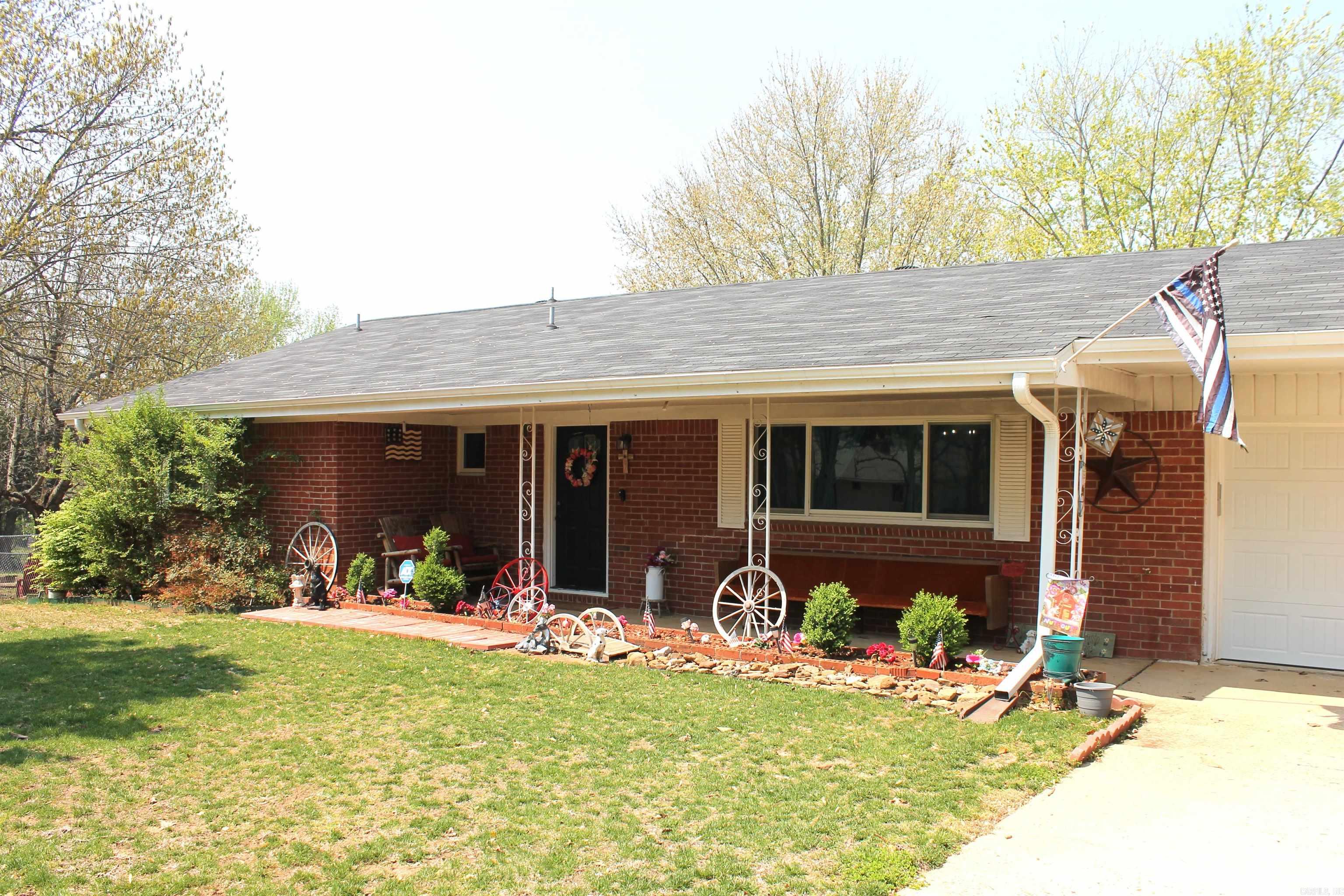 701 Crossbow Road Huntsville, AR 72740