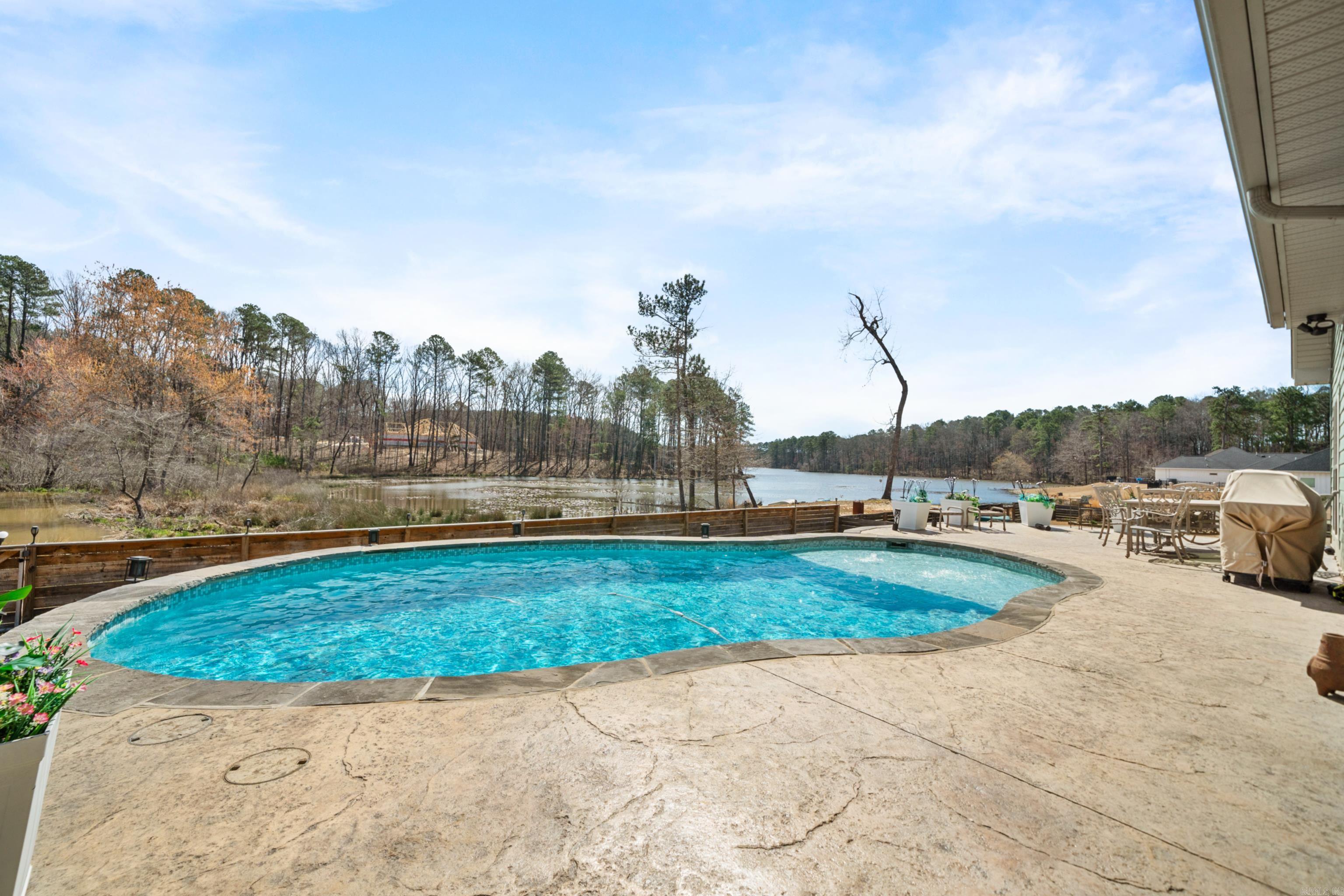 664  Hiram  Bauxite, AR