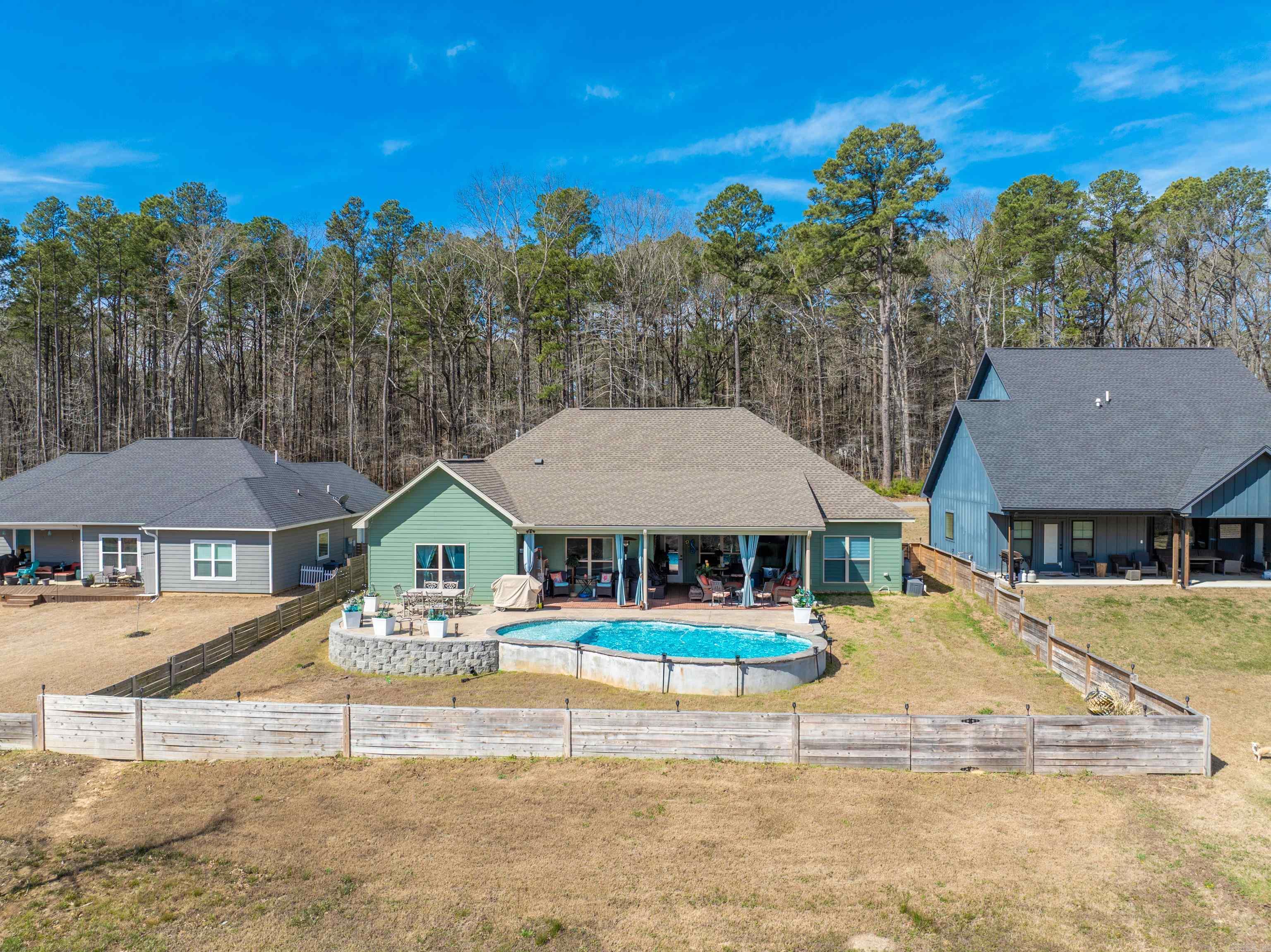 664  Hiram  Bauxite, AR