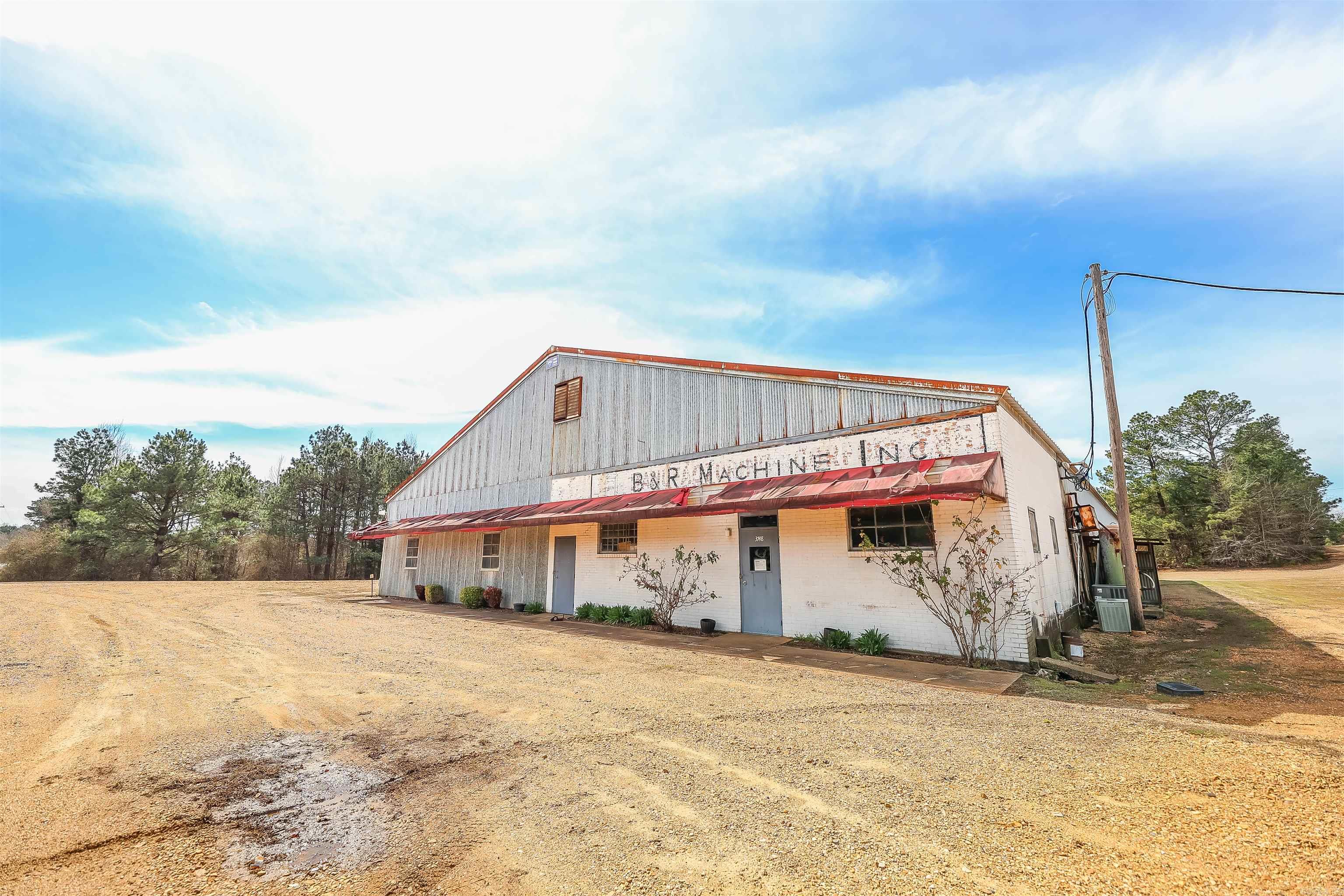 3748  Highway 376 S.  Camden, AR