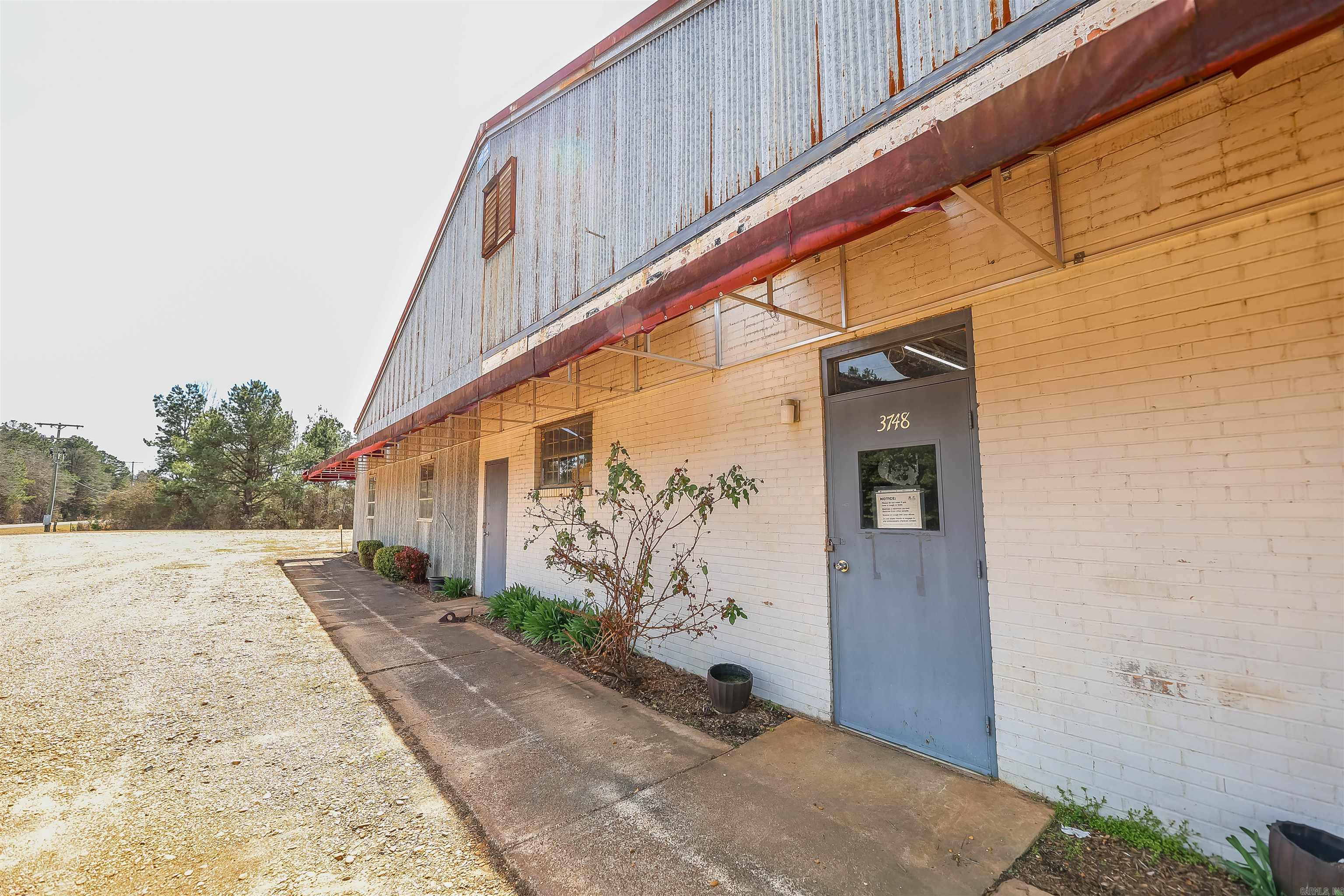 3748  Highway 376 S.  Camden, AR